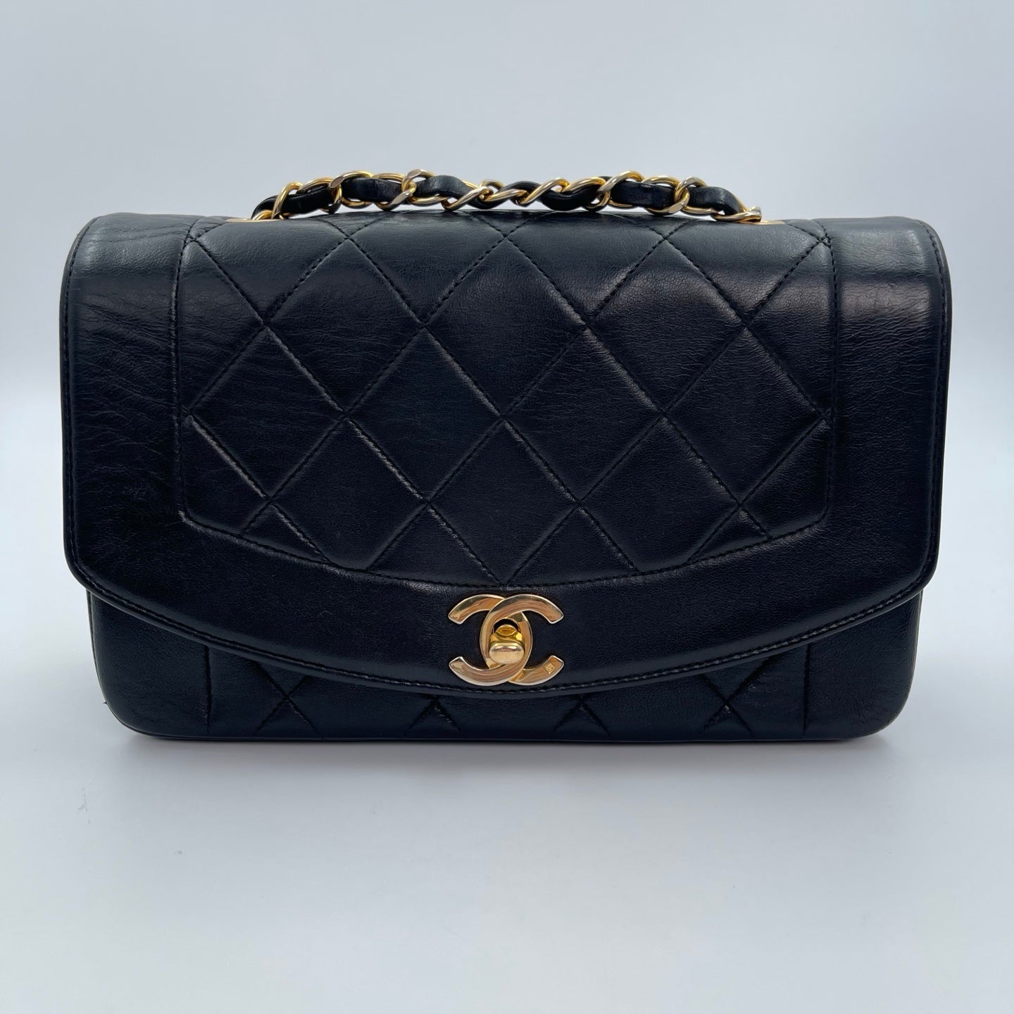 Chanel Black Lambskin Diana Medium Chain Shoulder Bag Gold Hardware 23 cm [Used]