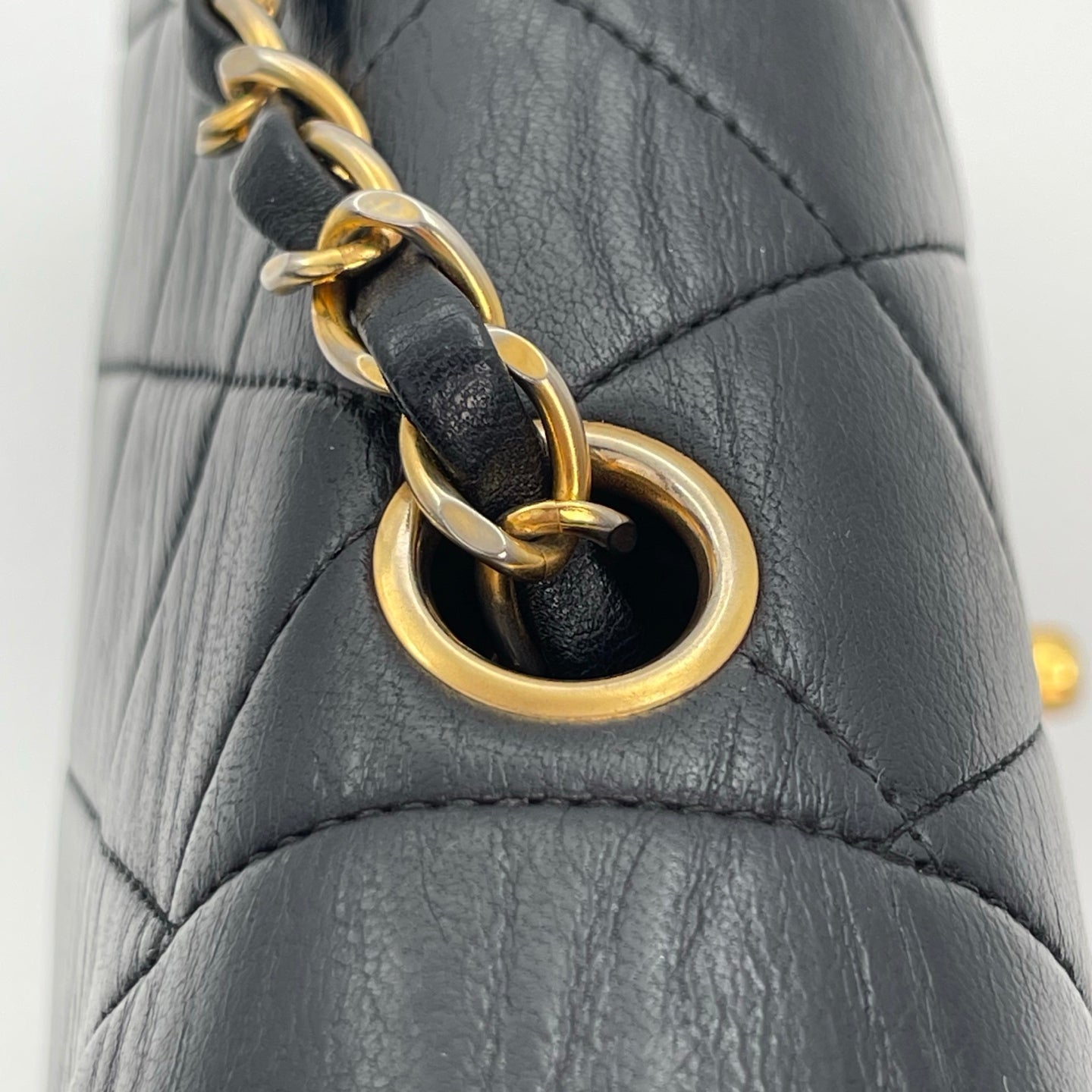 Chanel Black Lambskin Diana Medium Chain Shoulder Bag Gold Hardware 23 cm [Used]