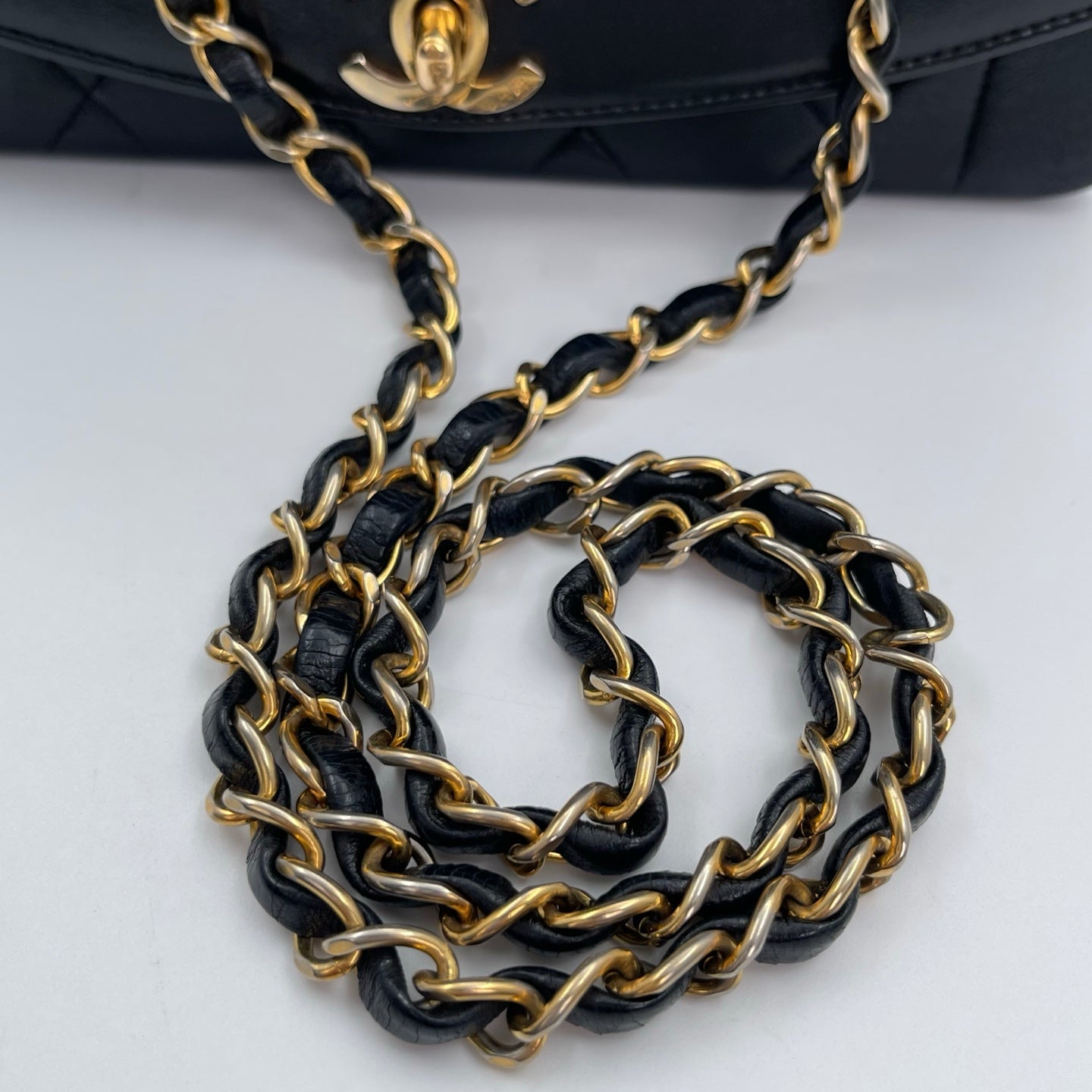 Chanel Black Lambskin Diana Medium Chain Shoulder Bag Gold Hardware 23 cm [Used]