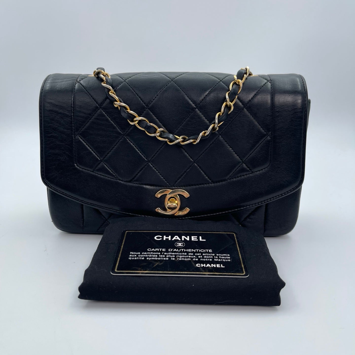 Chanel Black Lambskin Diana Medium Chain Shoulder Bag Gold Hardware 23 cm [Used]