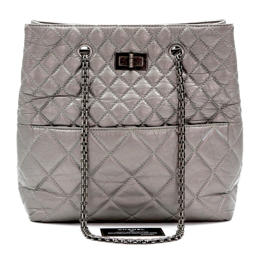 Chanel 2.55 Chain Tote Bag Lambskin with Ruthenium Hardware [Used]