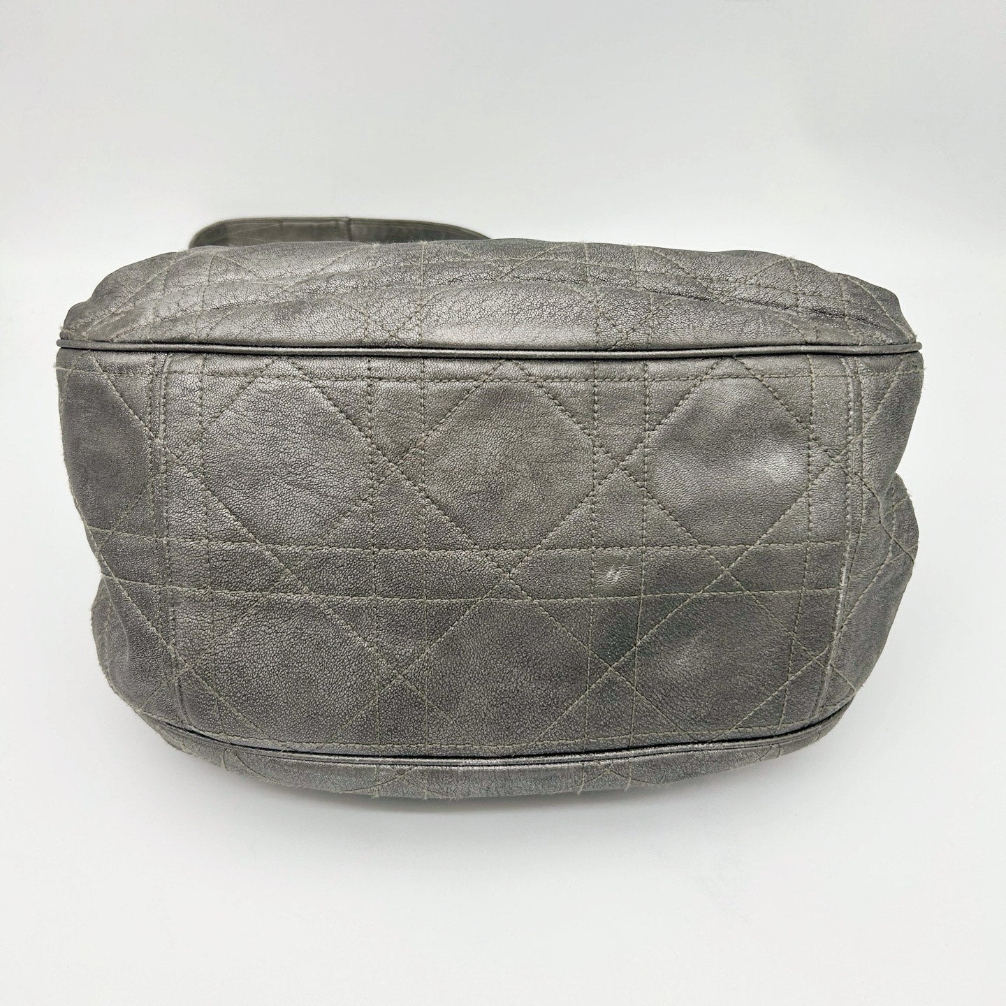 Christian Dior Cannage Drawstring Shoulder Bag Silver [Used]