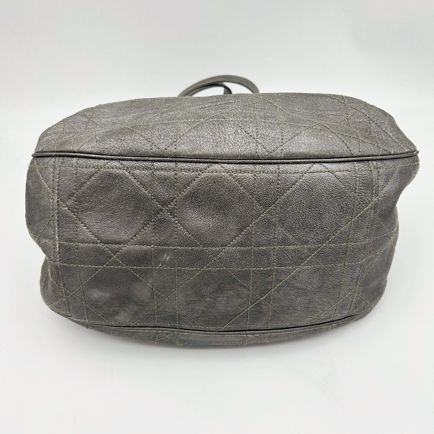 Christian Dior Cannage Drawstring Shoulder Bag Silver [Used]