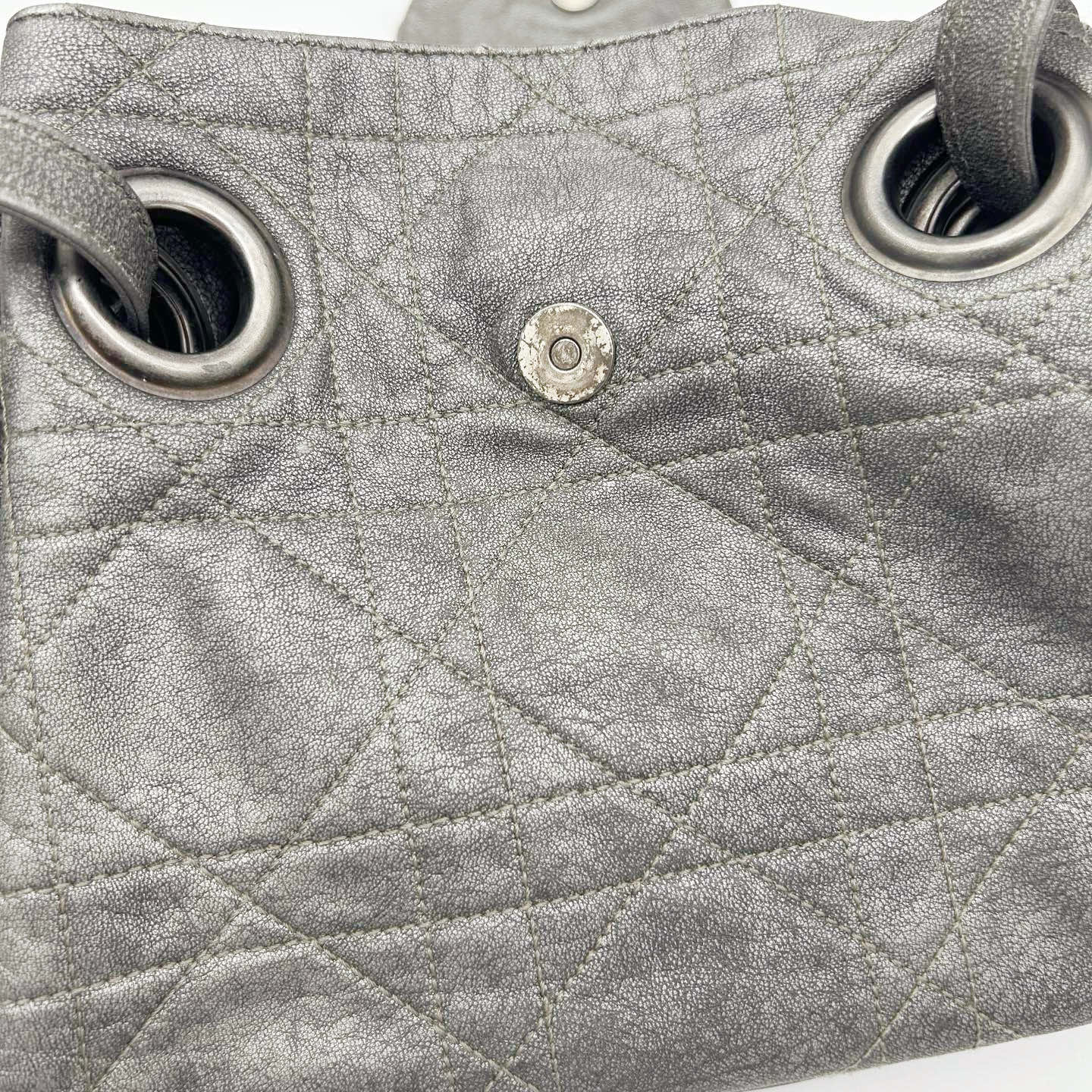 Christian Dior Cannage Drawstring Shoulder Bag Silver [Used]