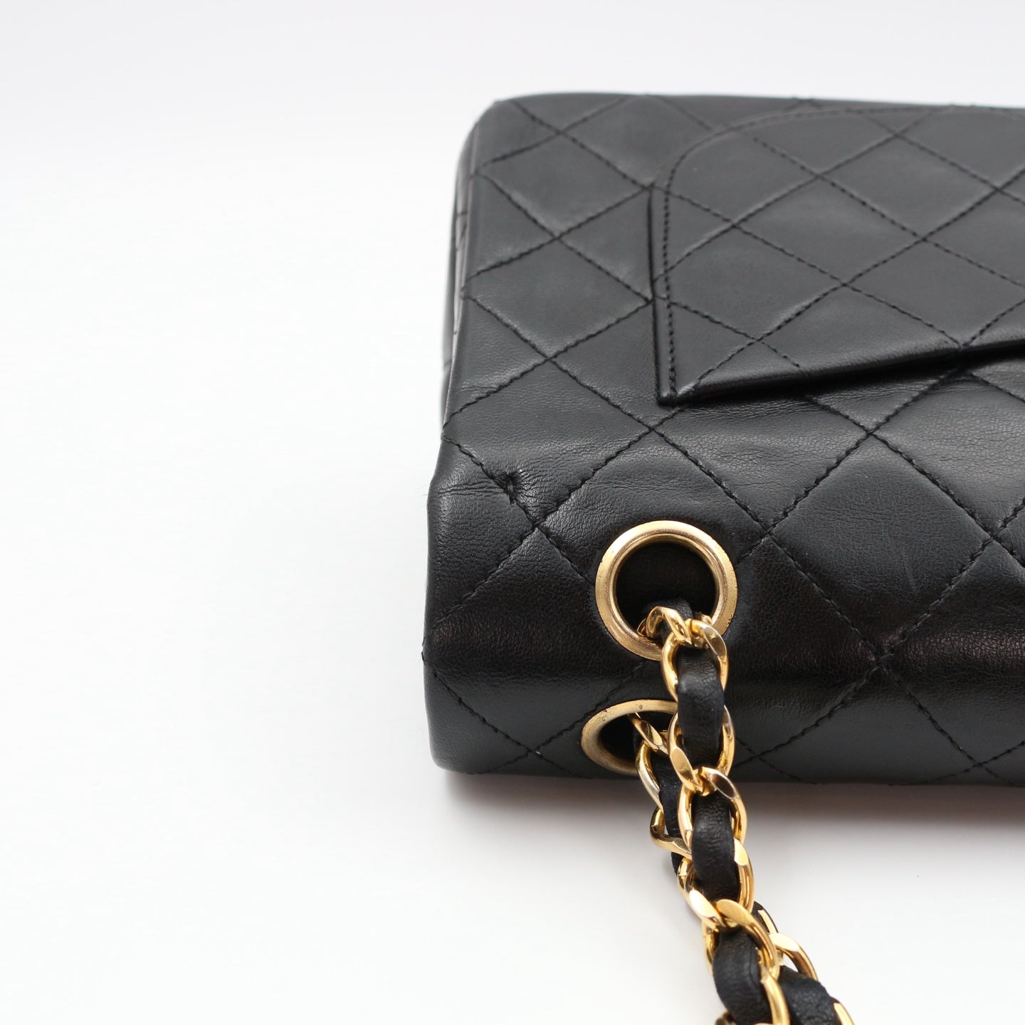 Chanel Black Lambskin Classic Flap Bag 23 Gold Hardware [Used]