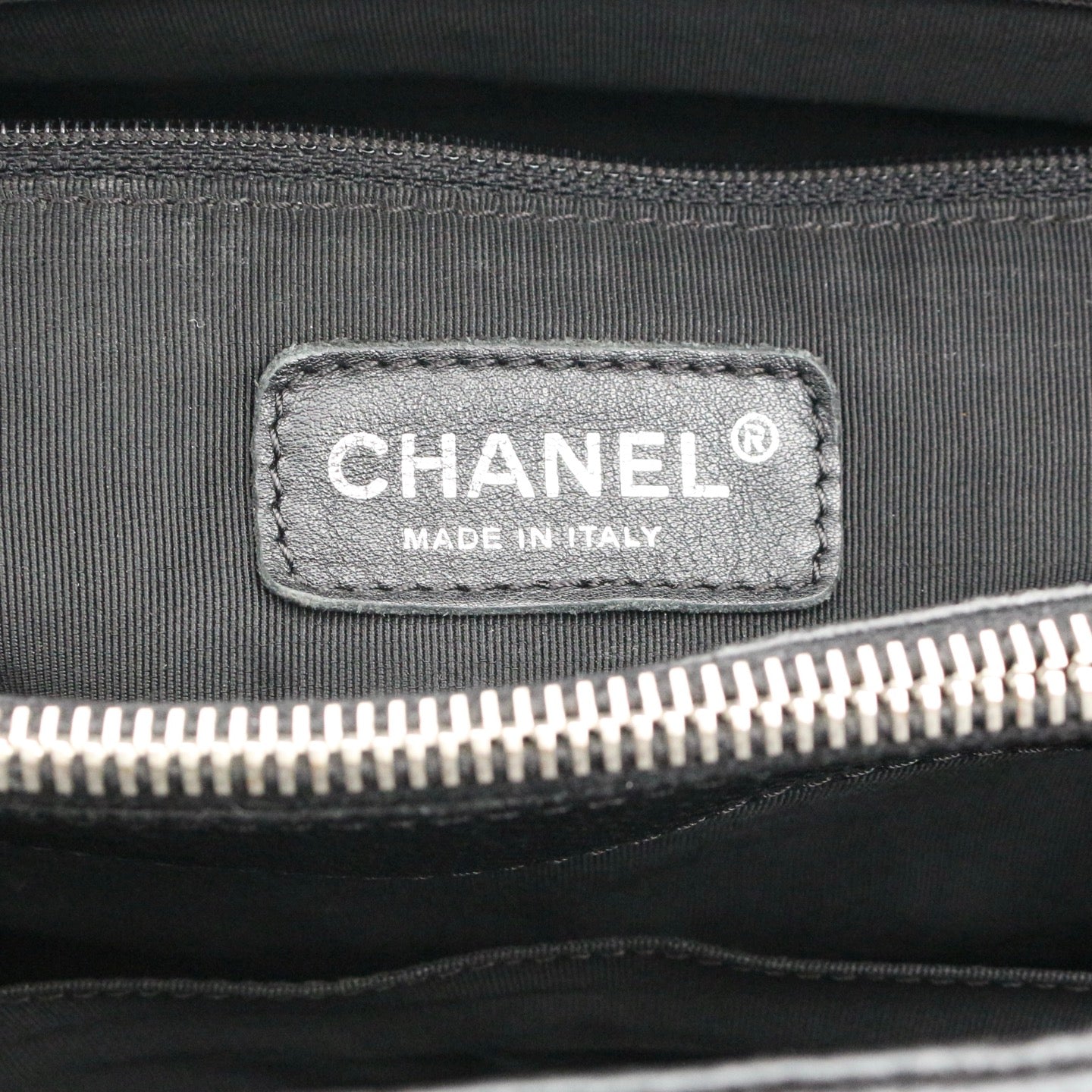 CHANEL Black Caviar GST Tote Bag Silver Hardware [Used]