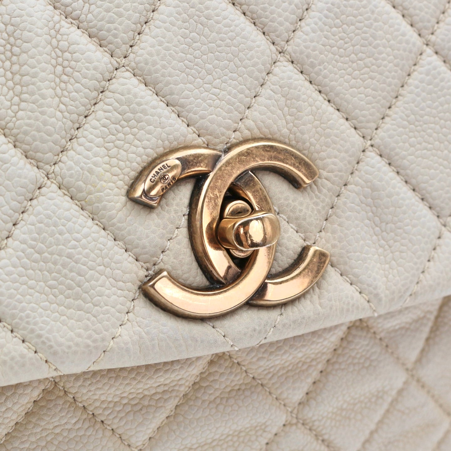 Chanel Cloud Tote Beige Calfskin Aged Gold CC 2Way Large Tote Bag[Used]