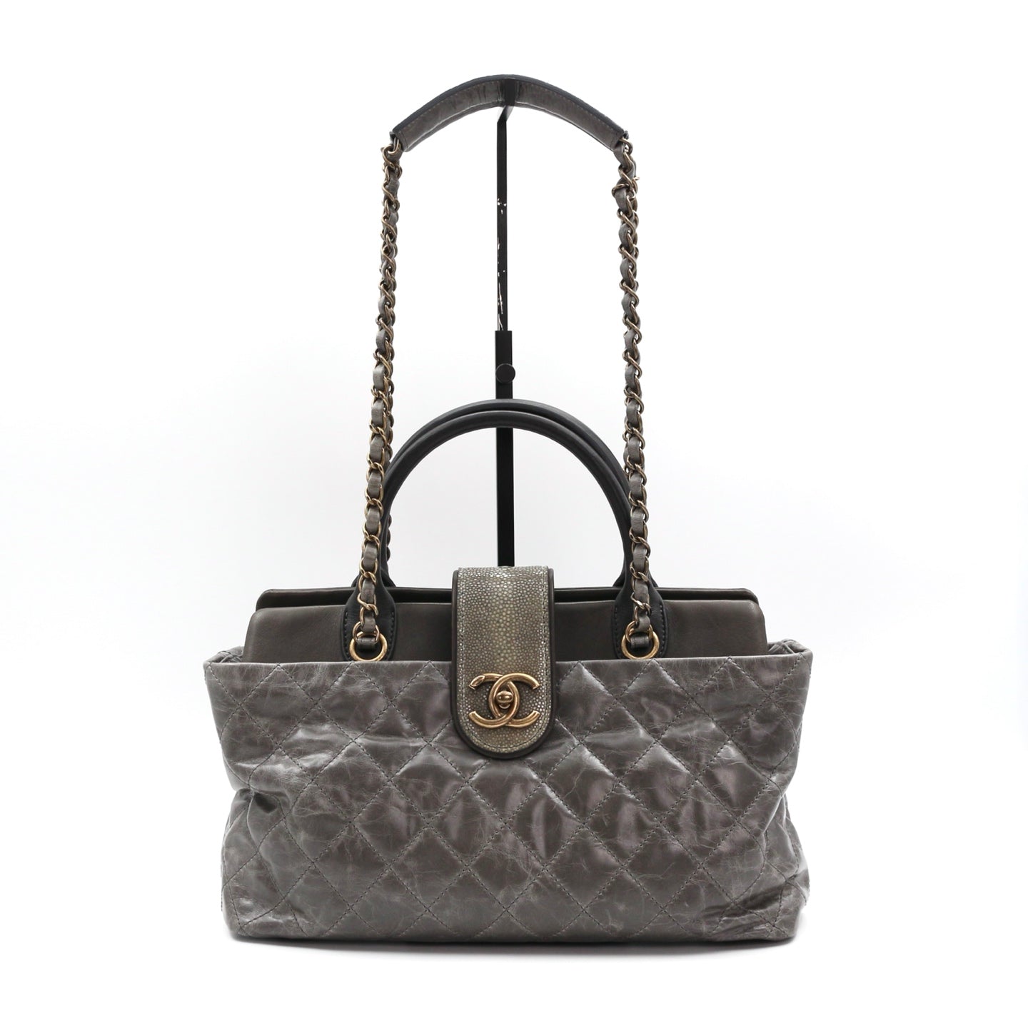CHANEL Métiers d'Art Ruched Calfskin & Stingray 2-Way Tote Bag [Used]