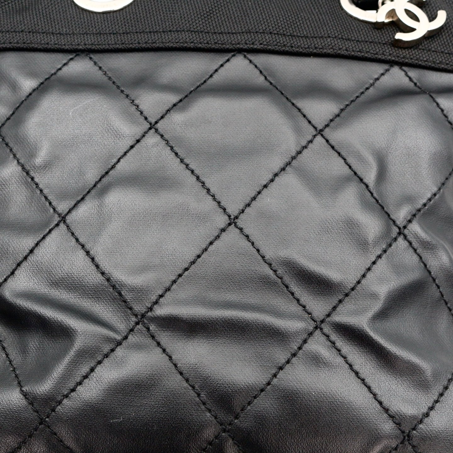 CHANEL Black Calfskin Leather & Canvas Tote Bag [Used]