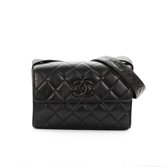 CHANEL So Black Lambskin CC Messenger Bag [Used]