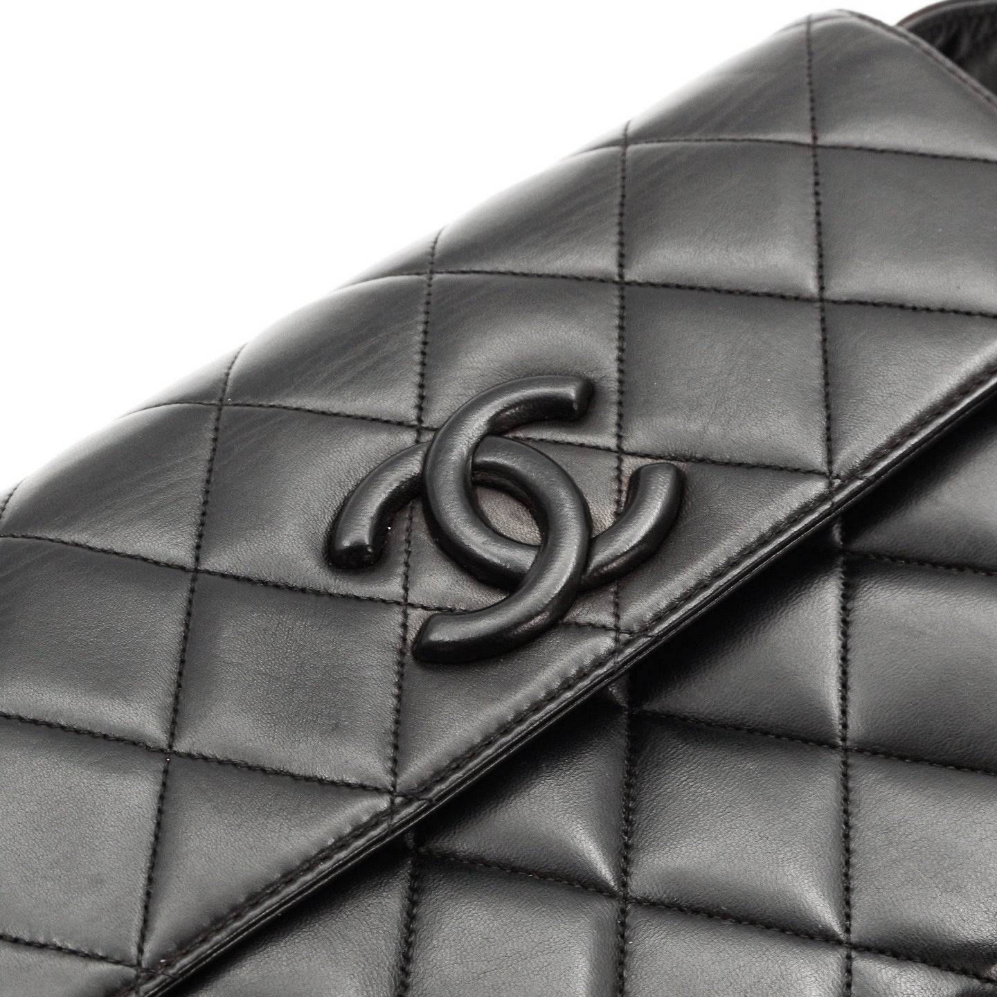 CHANEL So Black Lambskin CC Messenger Bag [Used]