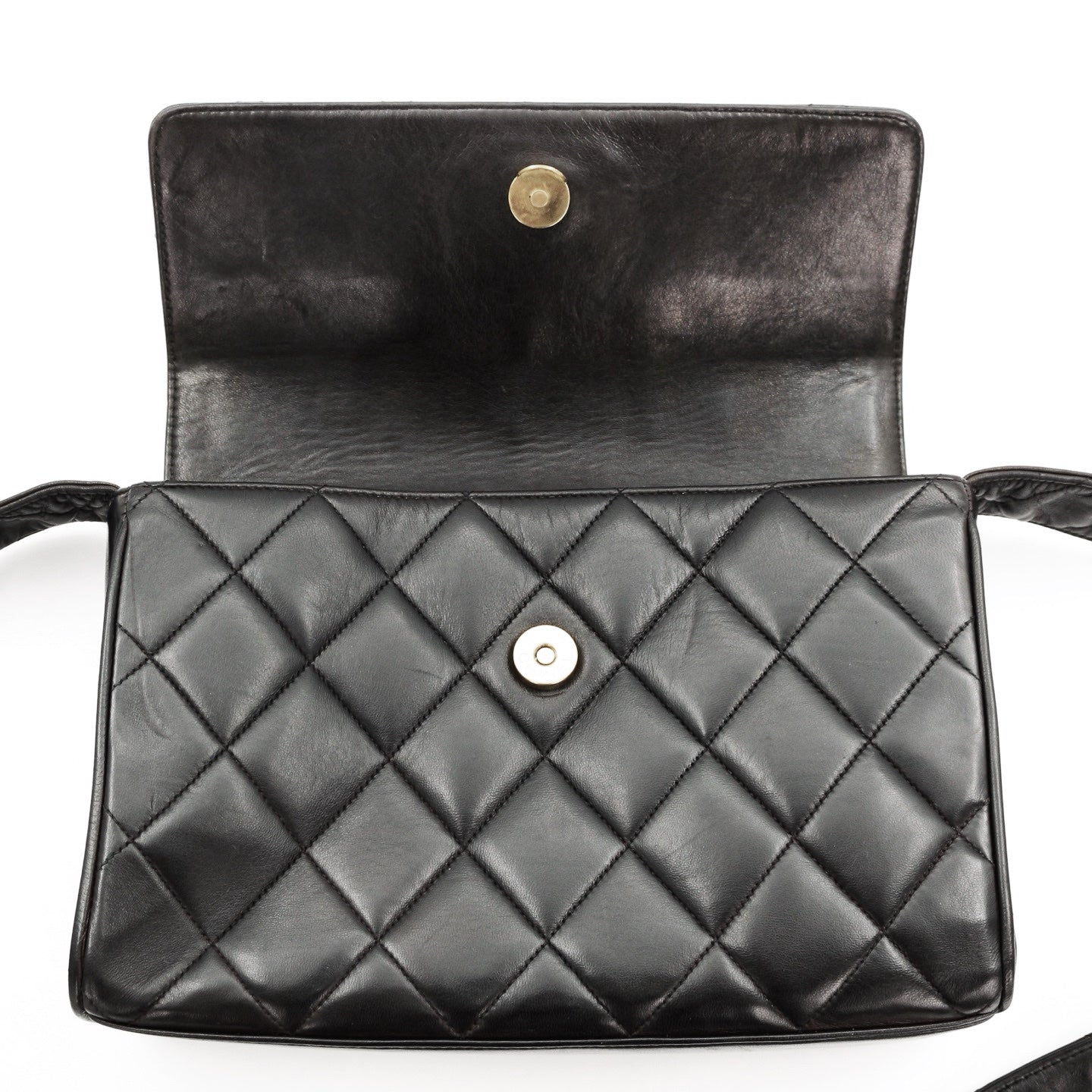CHANEL So Black Lambskin CC Messenger Bag [Used]
