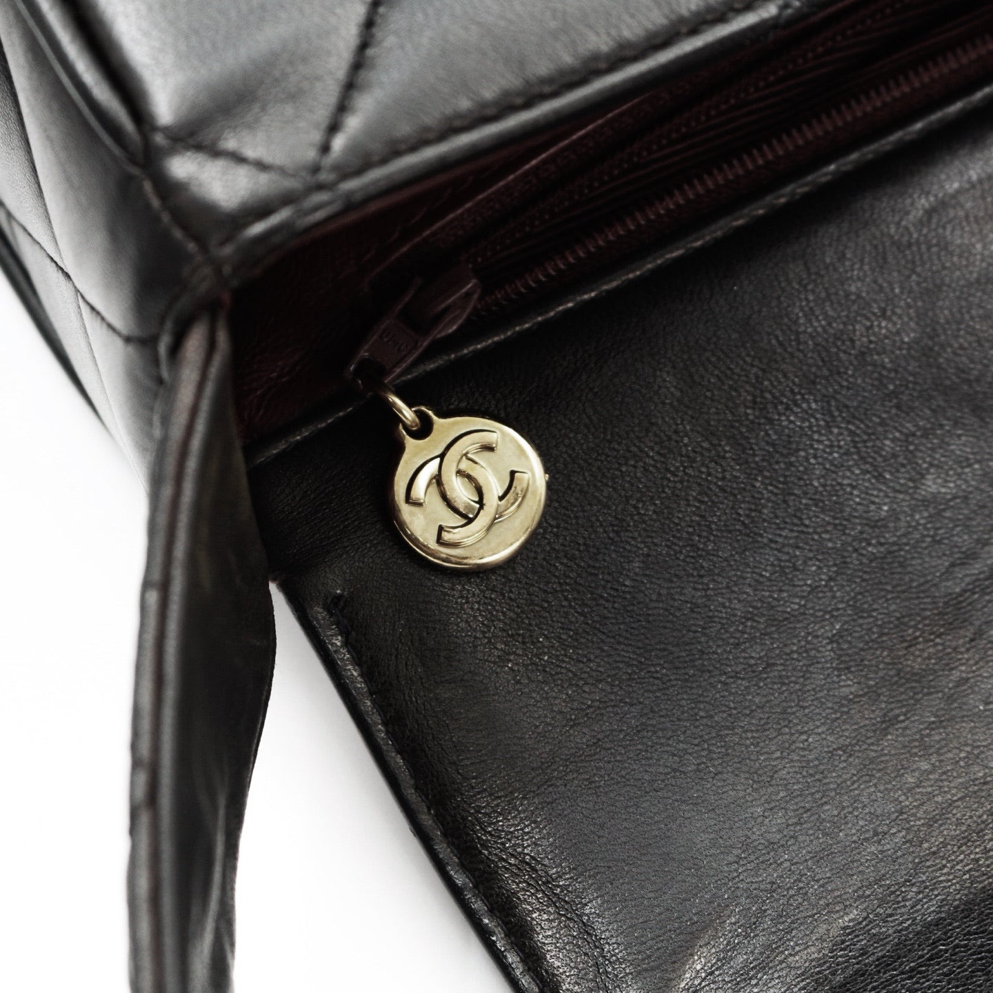 CHANEL So Black Lambskin CC Messenger Bag [Used]