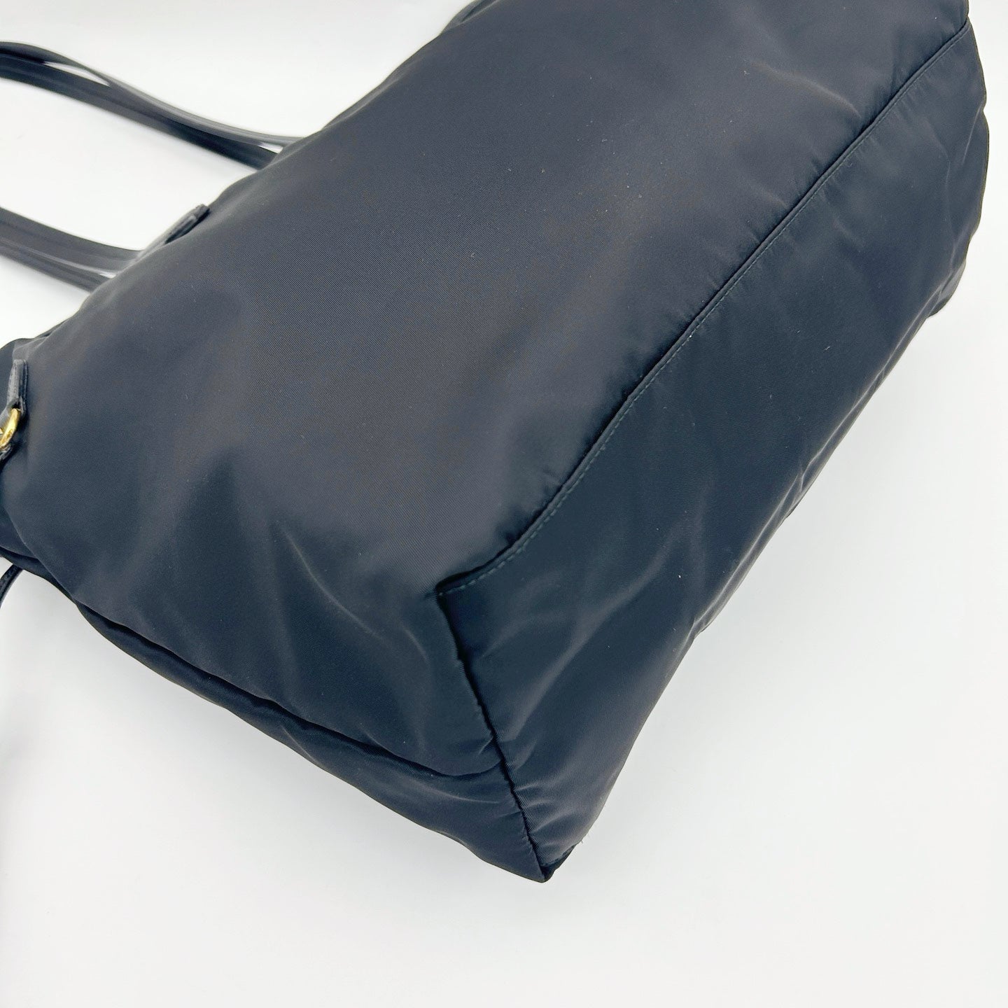 PRADA Black Nylon Large Tote Bag [Used]