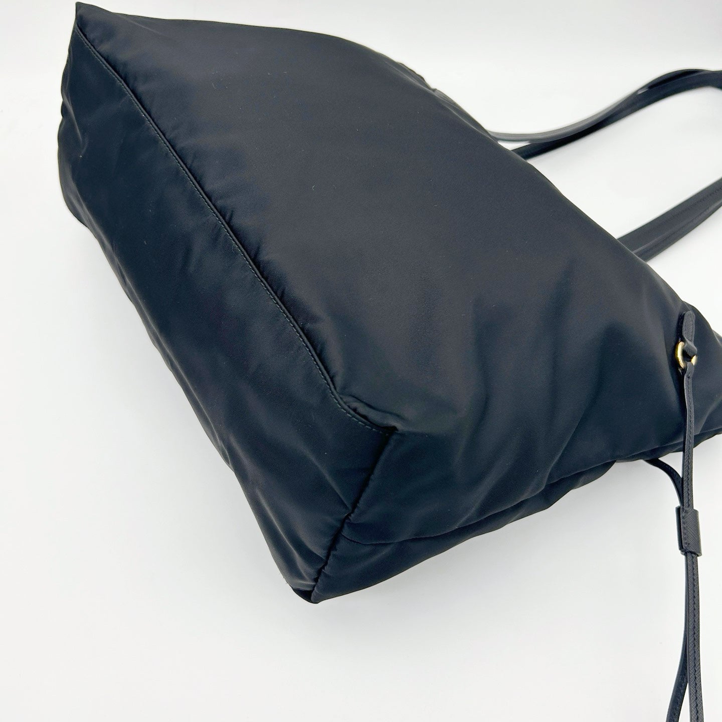 PRADA Black Nylon Large Tote Bag [Used]