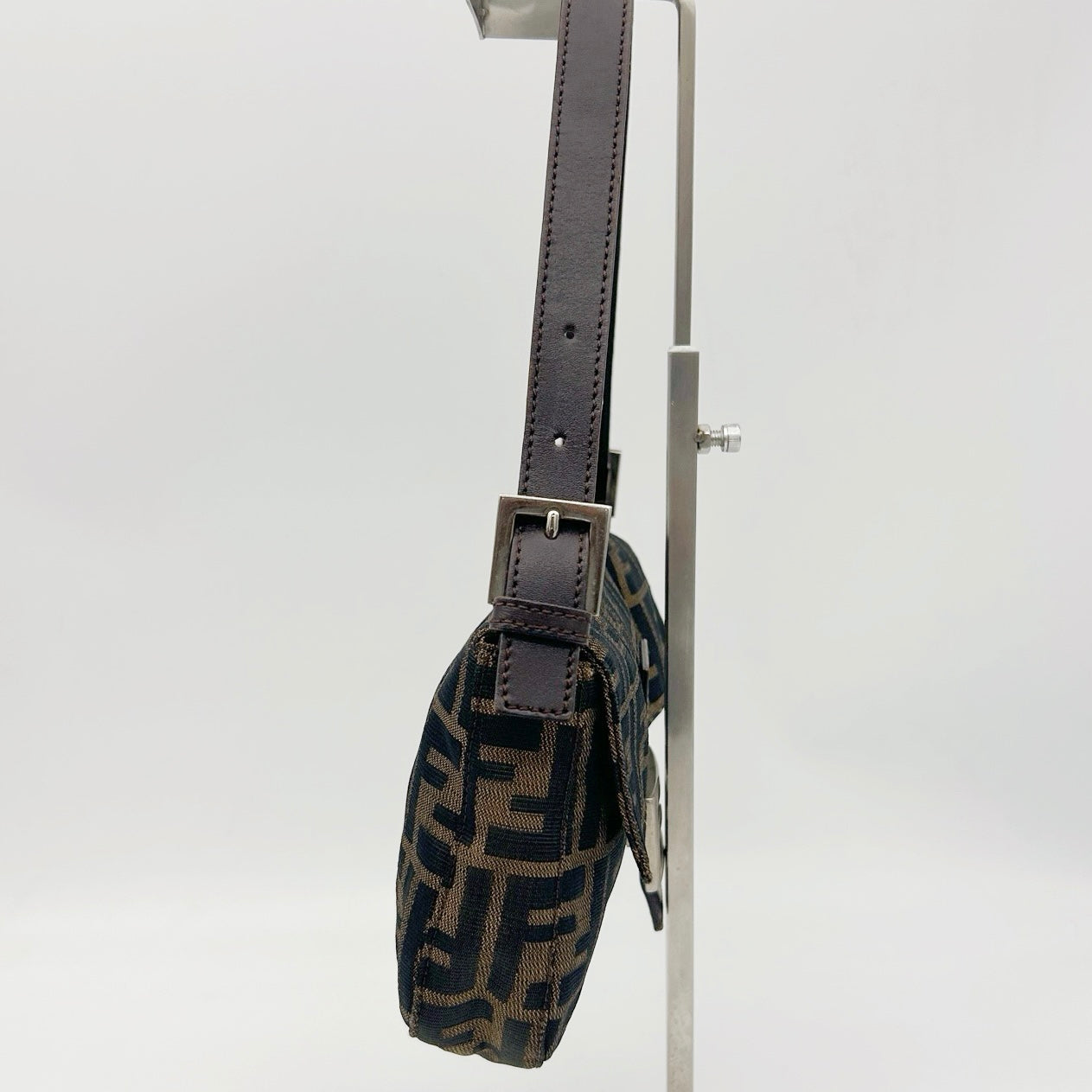 FENDI Brown Zucca Baguette Shoulder Bag [Used]