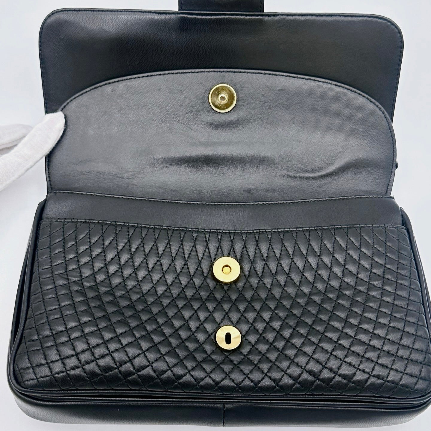 BALLY Black Quilted Lambskin Chain Shoulder Bag [Used]