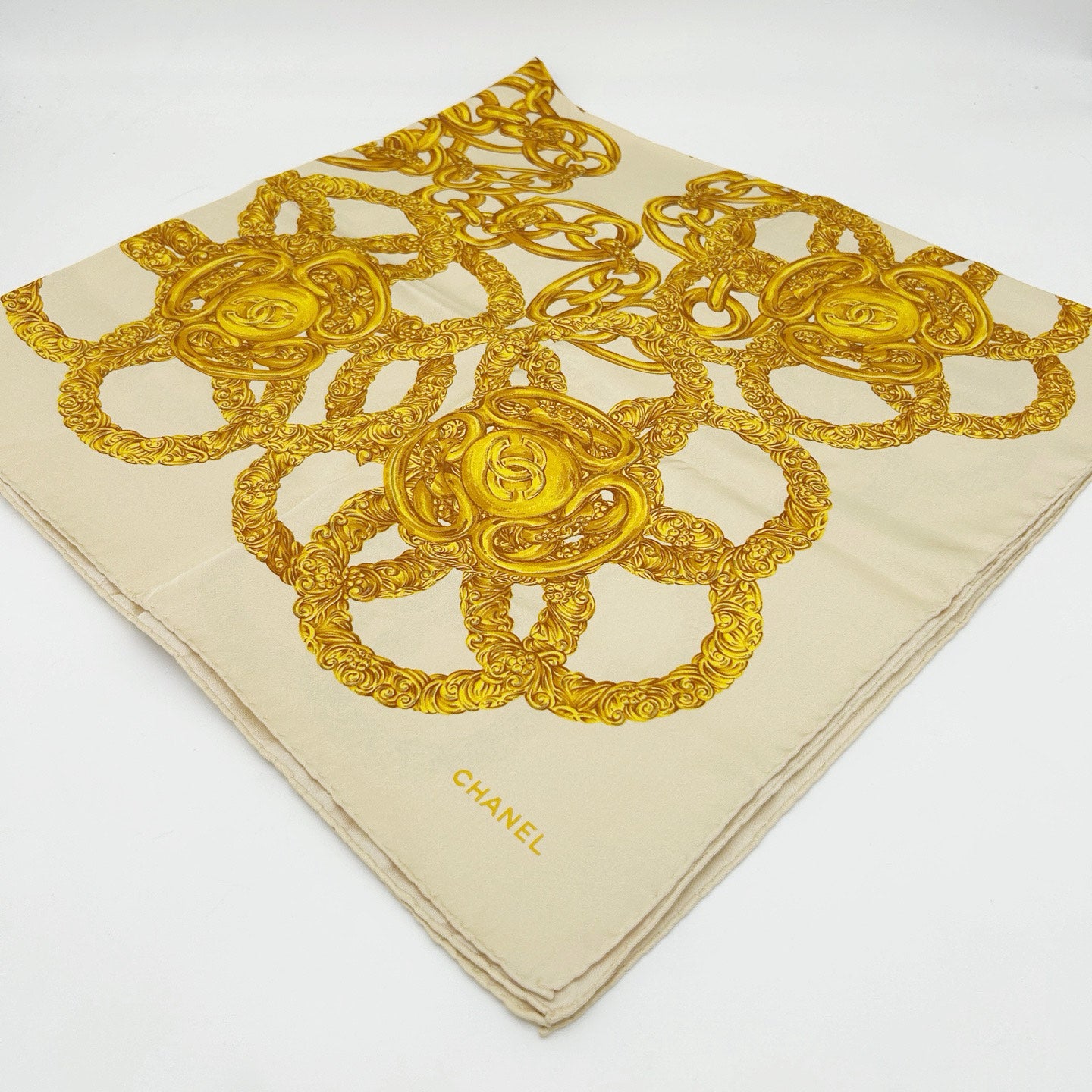 CHANEL Vintage Baroque Chain Print Silk Scarf 90 [Used]