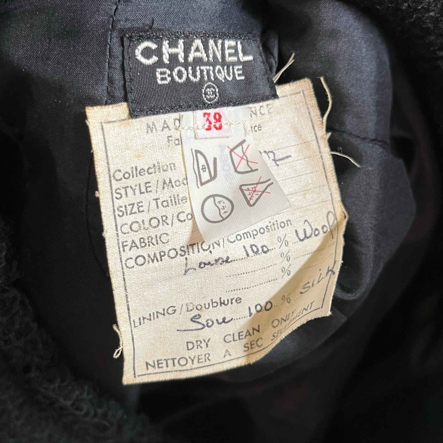 CHANEL Classic Black Tweed Skirt Suit Set Size 38 [Used]
