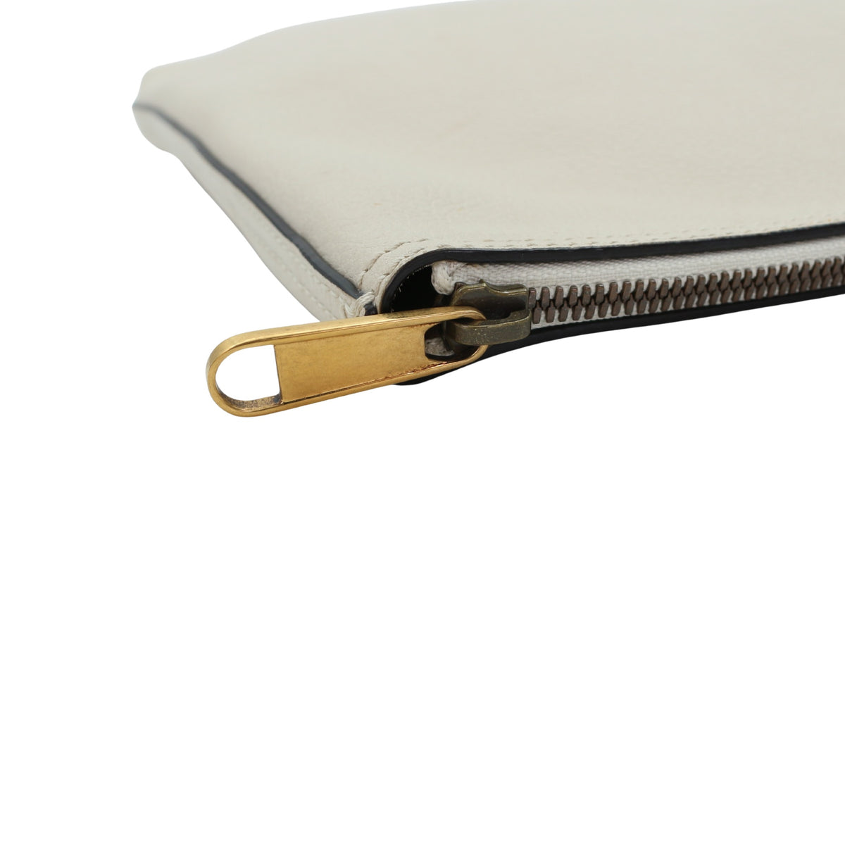 Gucci Pearl White Clutch Bag [Used]