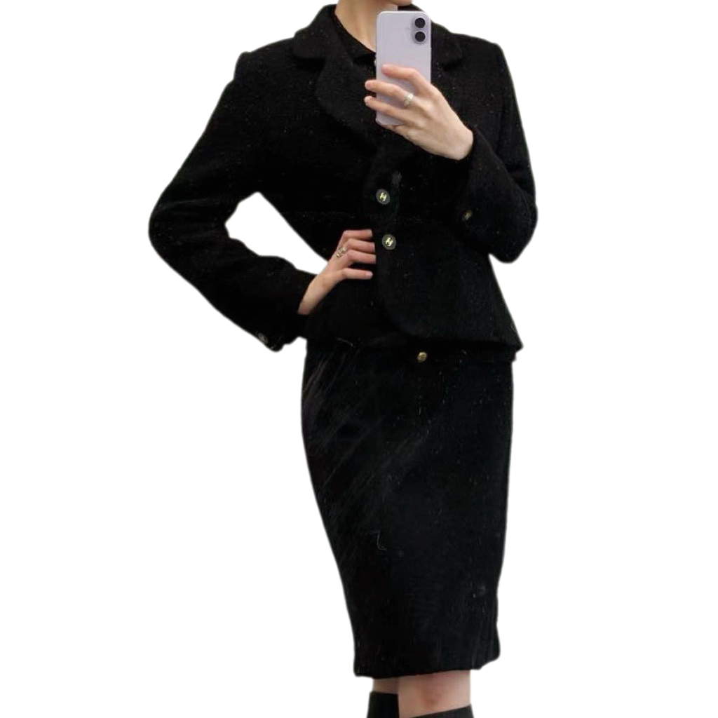 CHANEL Black Tweed Skirt Suit Set Size 38 [Used]
