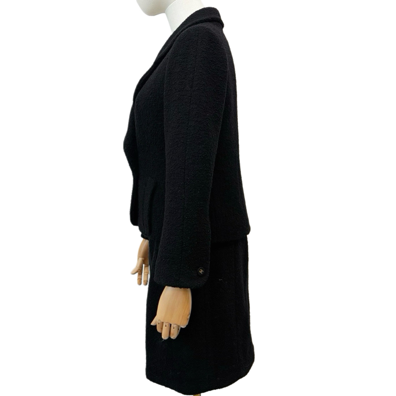 CHANEL Black Tweed Skirt Suit Set Size 38 [Used]