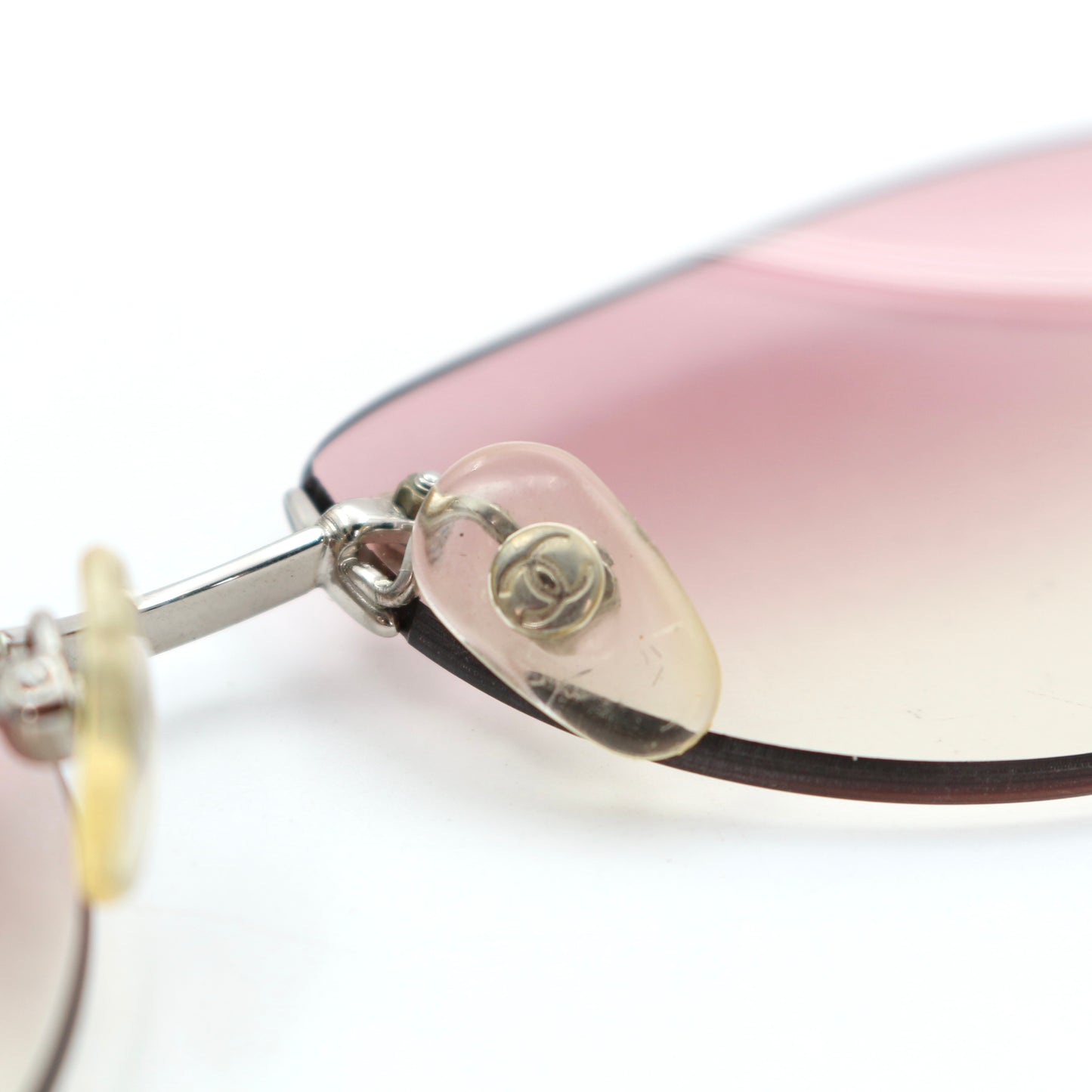 CHANEL Rimless Gradient Pink CC Logo Sunglasses [Used]