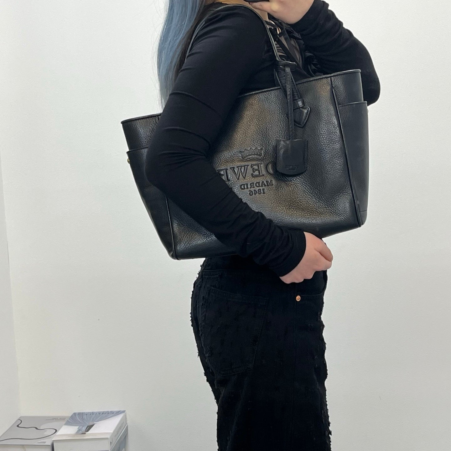 LOEWE Black Leather Logo Tote Bag [Used]