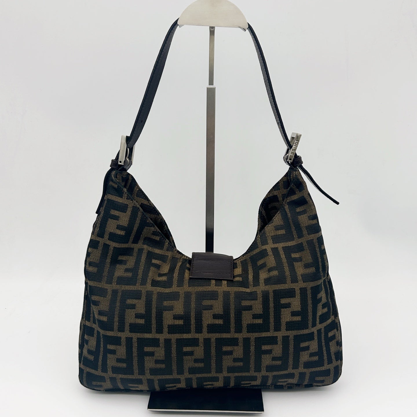 FENDI Brown Zucca Baguette Shoulder Bag [Used]