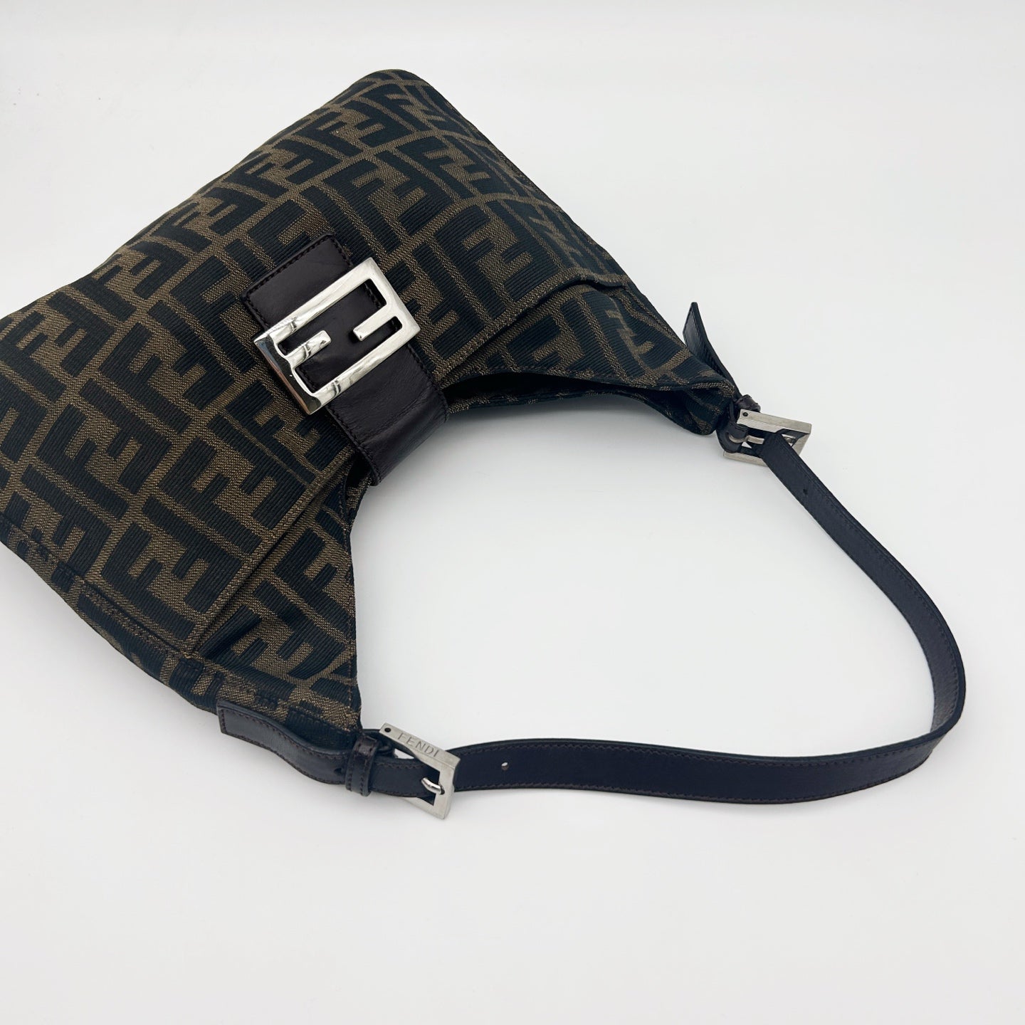 FENDI Brown Zucca Baguette Shoulder Bag [Used]