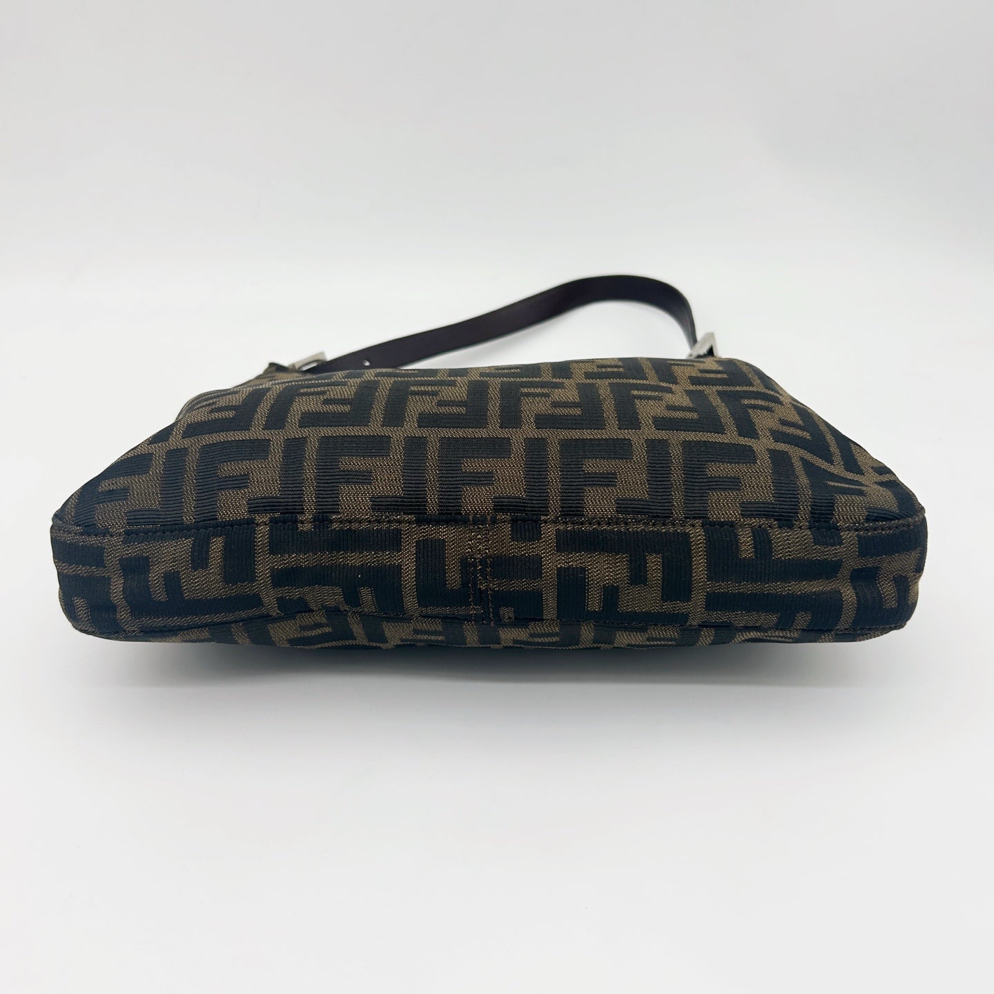 FENDI Brown Zucca Baguette Shoulder Bag [Used]