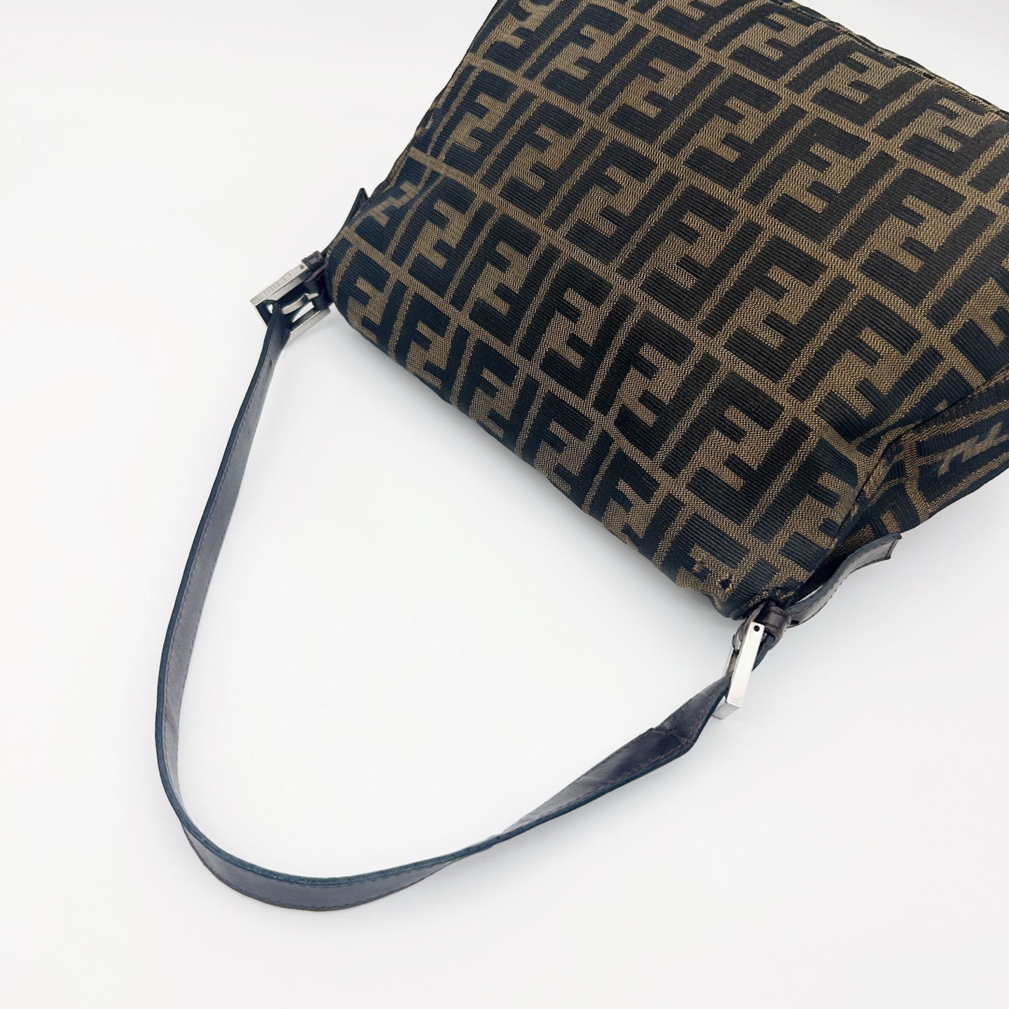 FENDI Brown Zucca Large Baguette Shoulder Bag [Used]