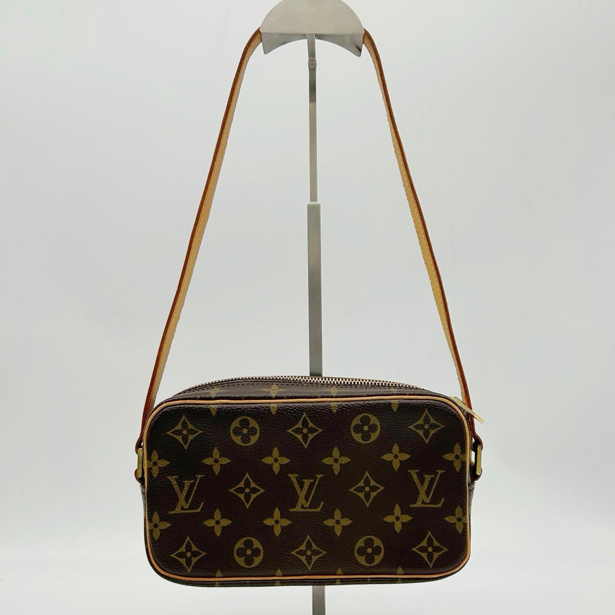 LOUIS VUITTON Monogram Cite MM Shoulder Bag [Used]