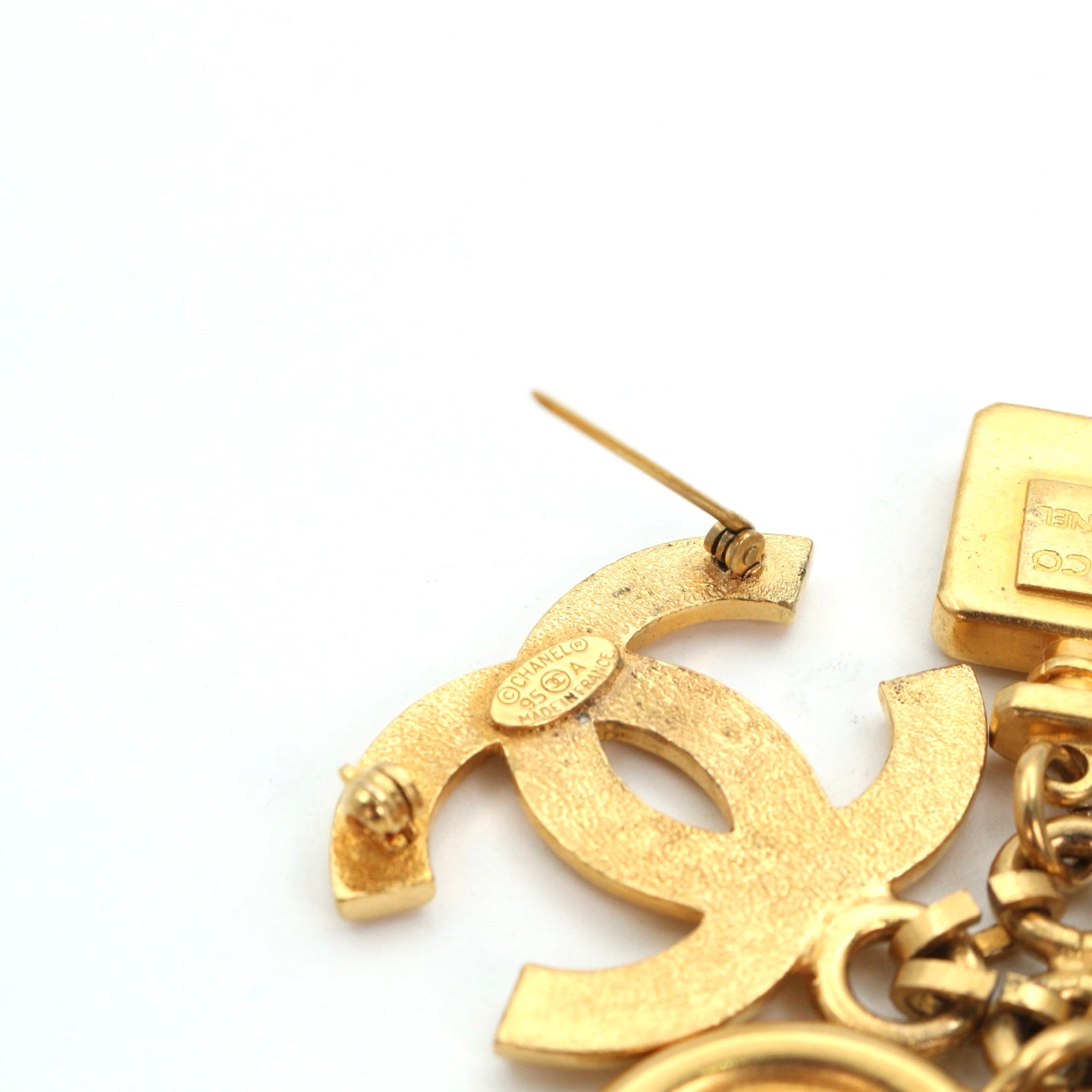 CHANEL Vintage Multi-Charm Brooch Pendant [Used]