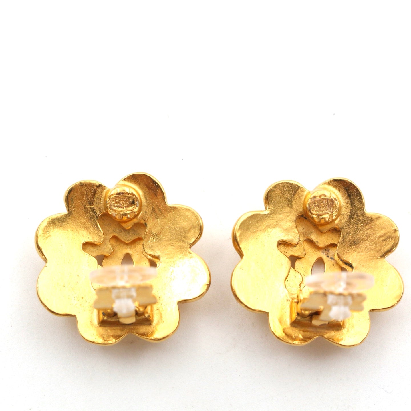 CHANEL Vintage Camellia Clip-On Earrings 98P [Used]