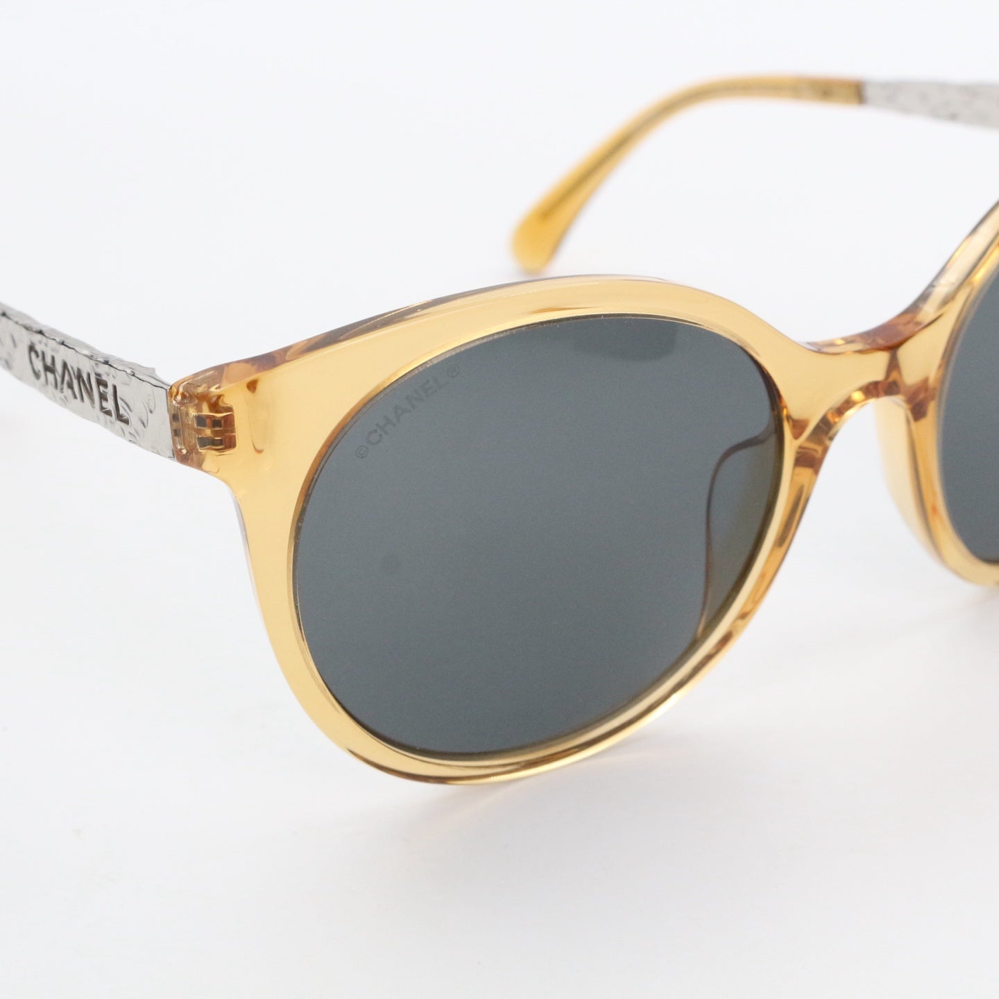 CHANEL Amber and Metal Frame Sunglasses [Used]
