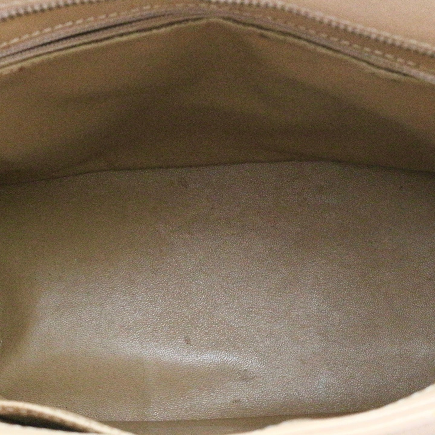 CHANEL Beige Caviar Medallion Tote Handbag [Used]