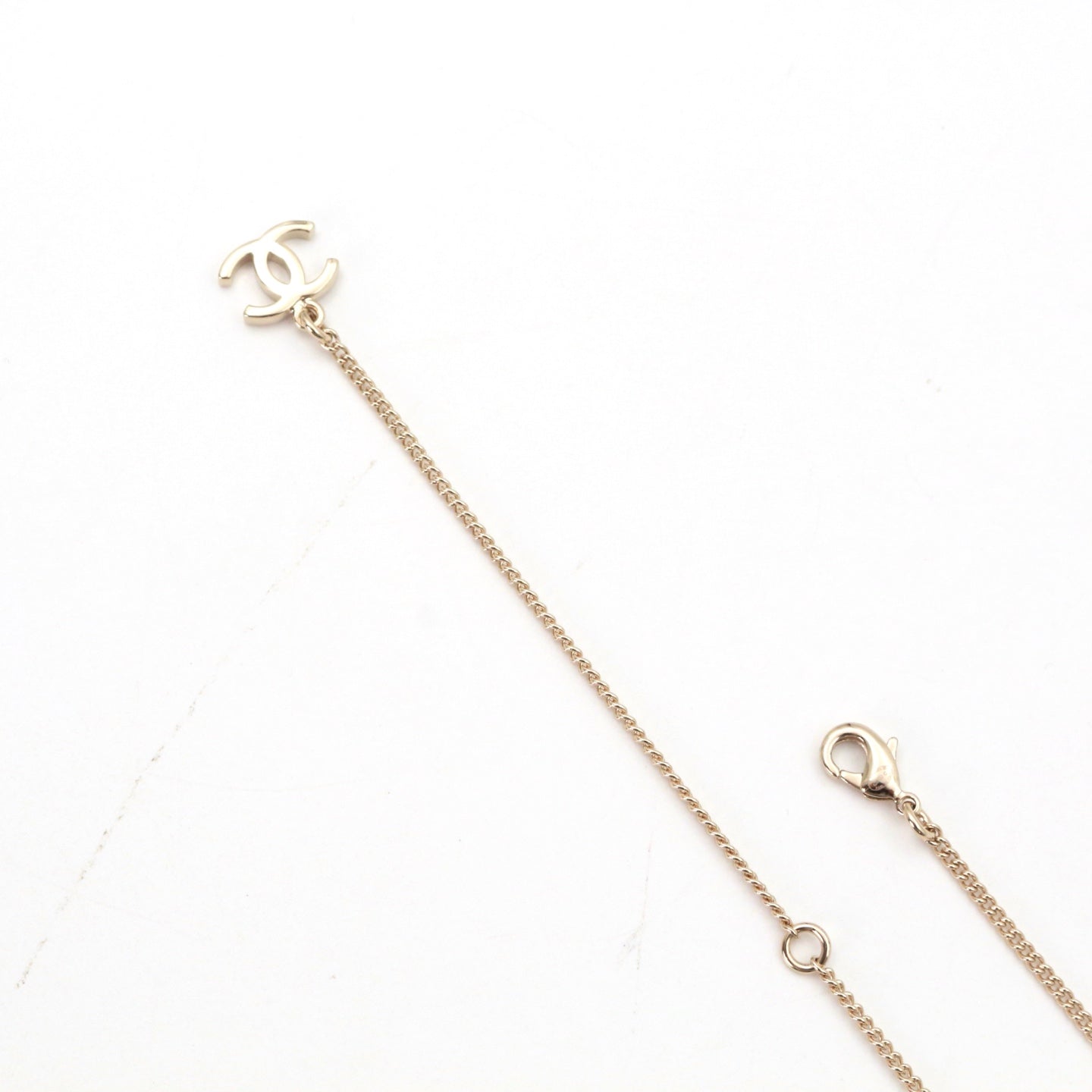 CHANEL Gold-Tone Christmas Reindeer Pearl Necklace [Unused]