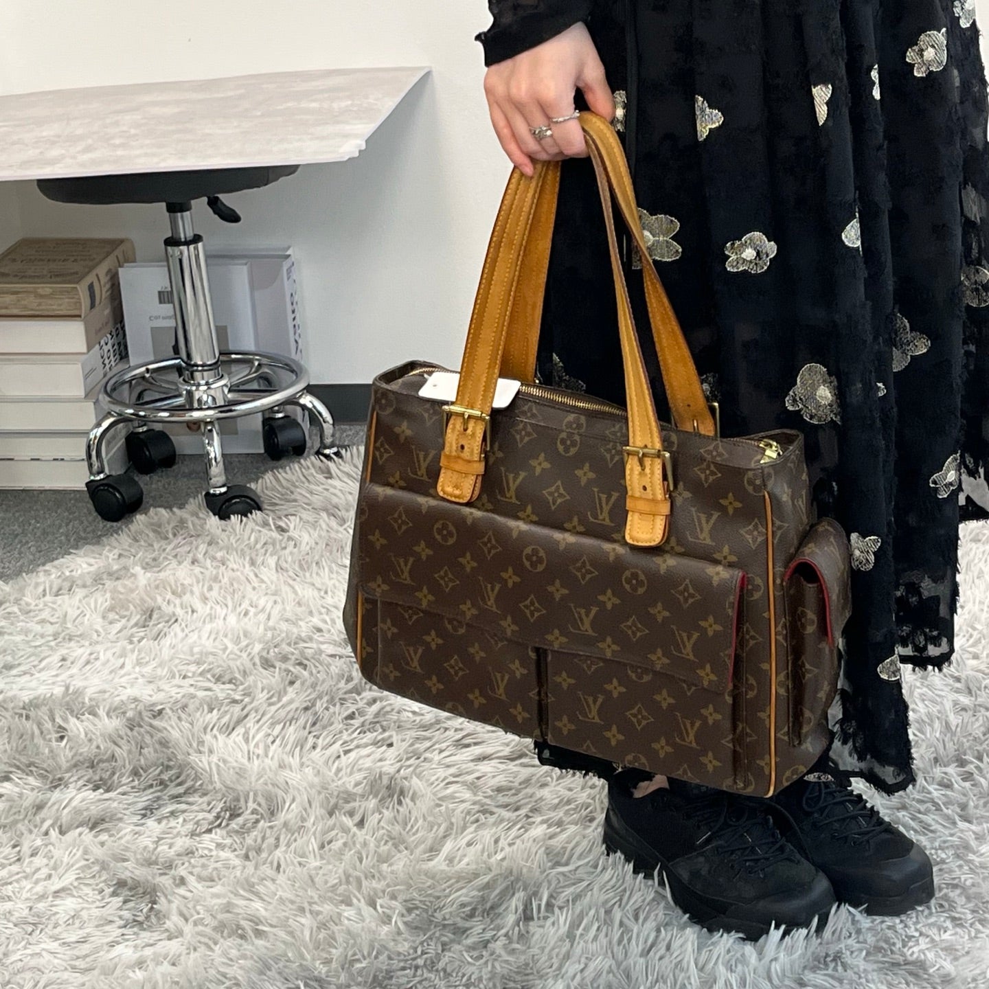 LOUIS VUITTON Monogram Multipli-Cité GM Tote Bag [Used]