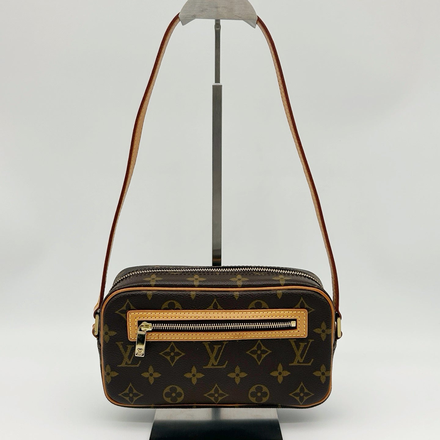 Louis Vuitton Monogram Pochette Accessories Shoulder Bag [Used]