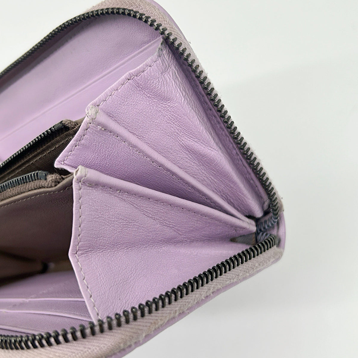 Bottega Veneta Intrecciato Purple Leather Long Wallet [Used]