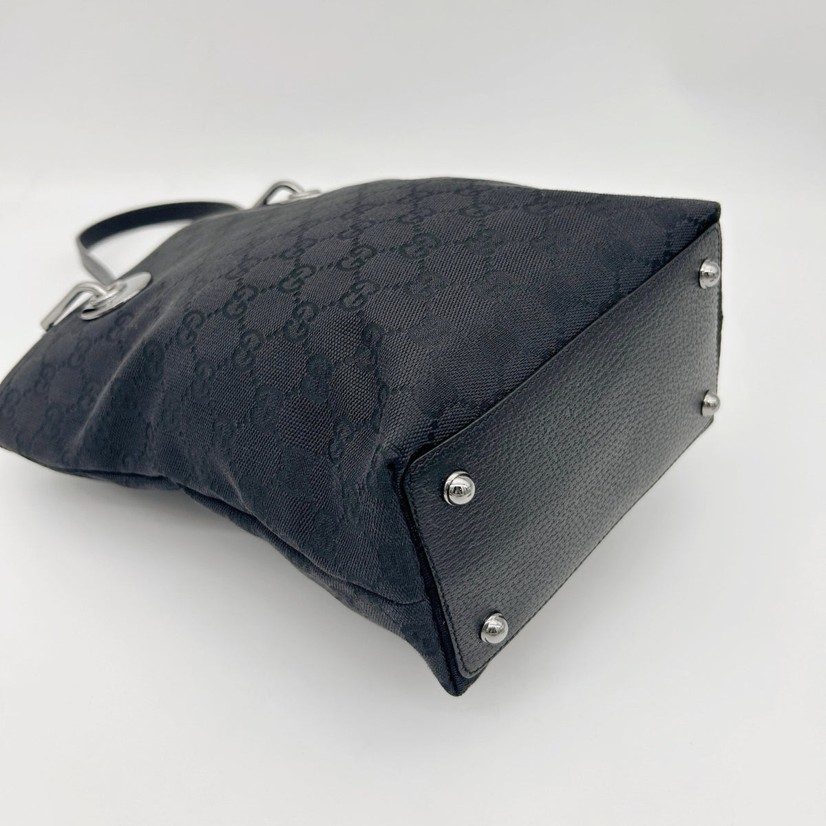 GUCCI Black GG Canvas Bucket Tote Shoulder Bag [Used]