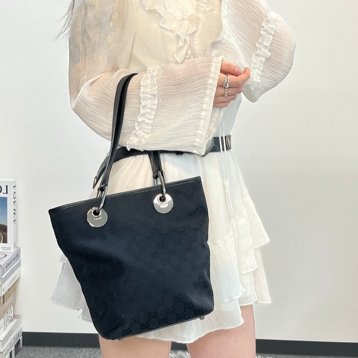 GUCCI Black GG Canvas Bucket Tote Shoulder Bag [Used]