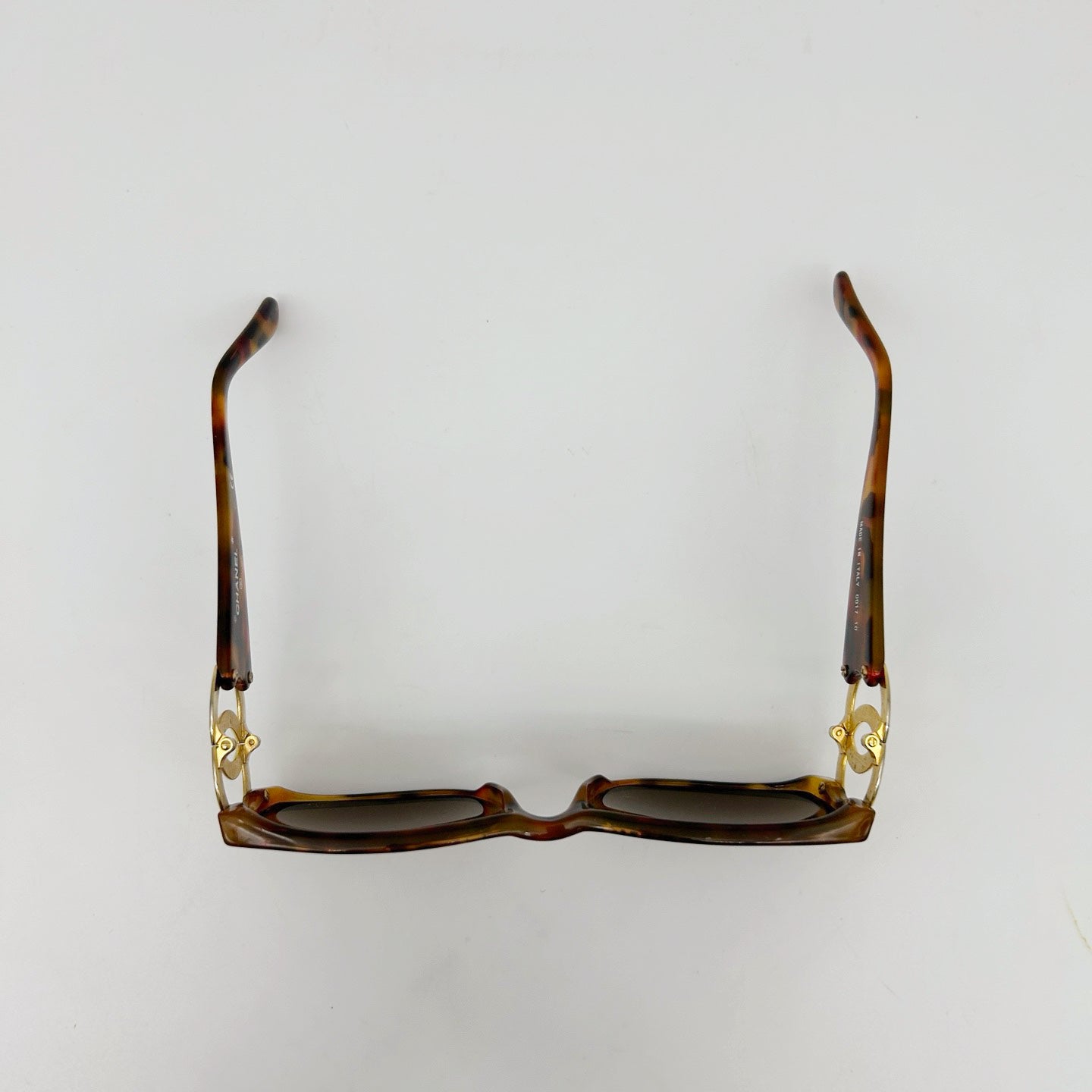 Chanel Brown Tortoiseshell Sunglasses [Used]