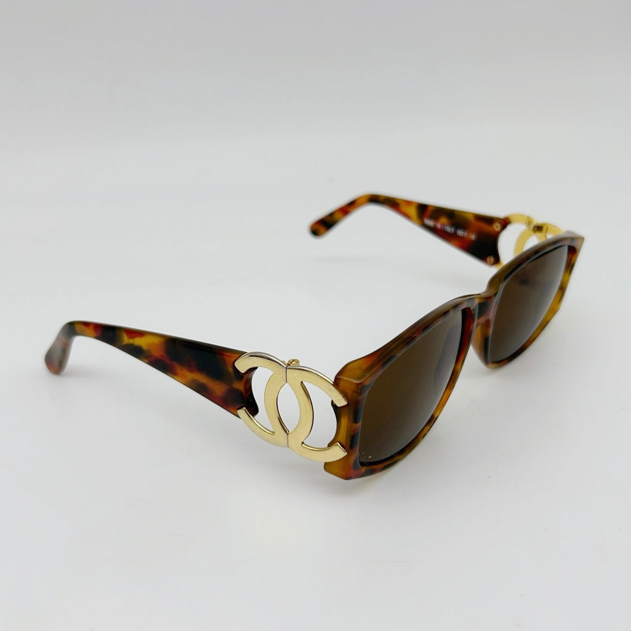 Chanel Brown Tortoiseshell Sunglasses [Used]