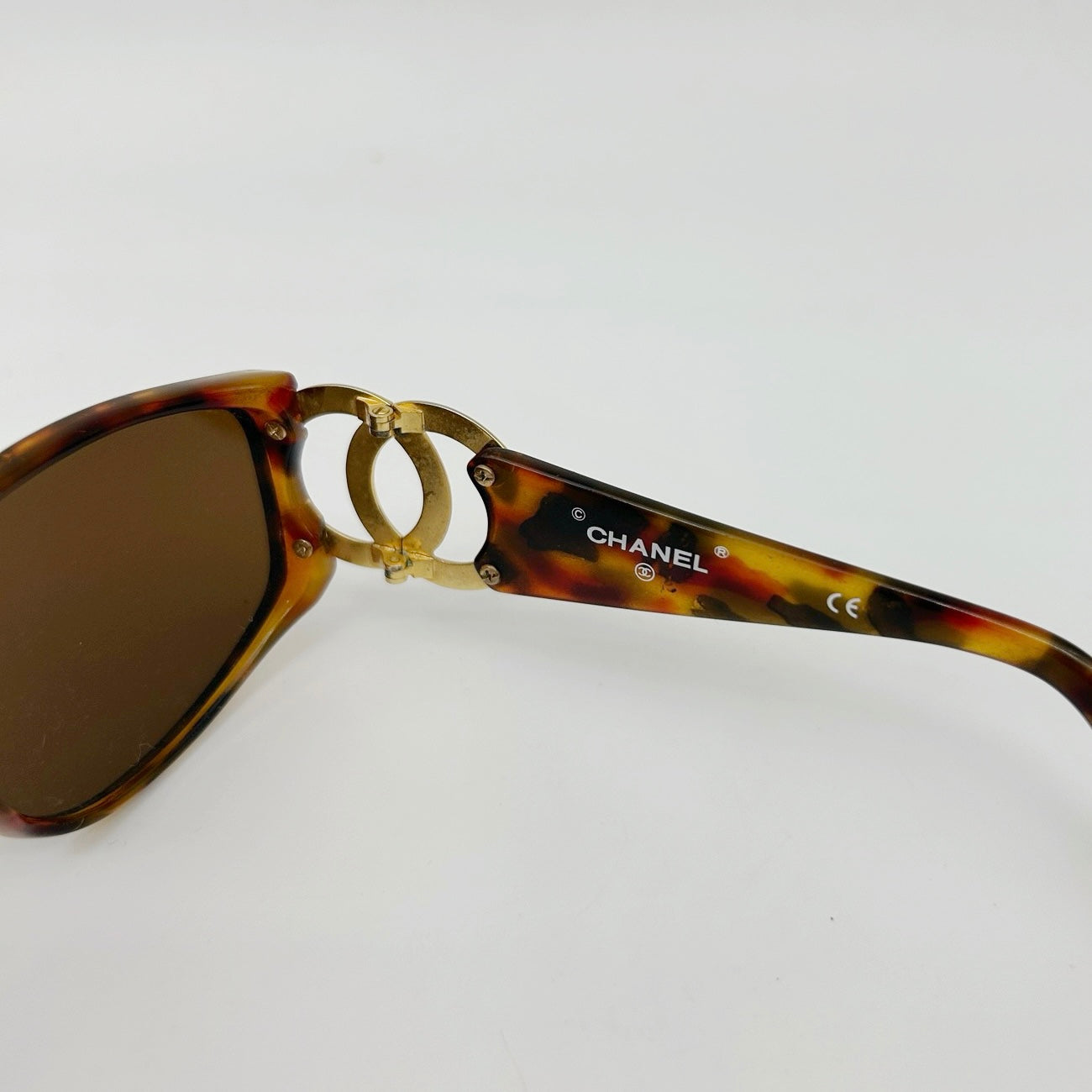 Chanel Brown Tortoiseshell Sunglasses [Used]
