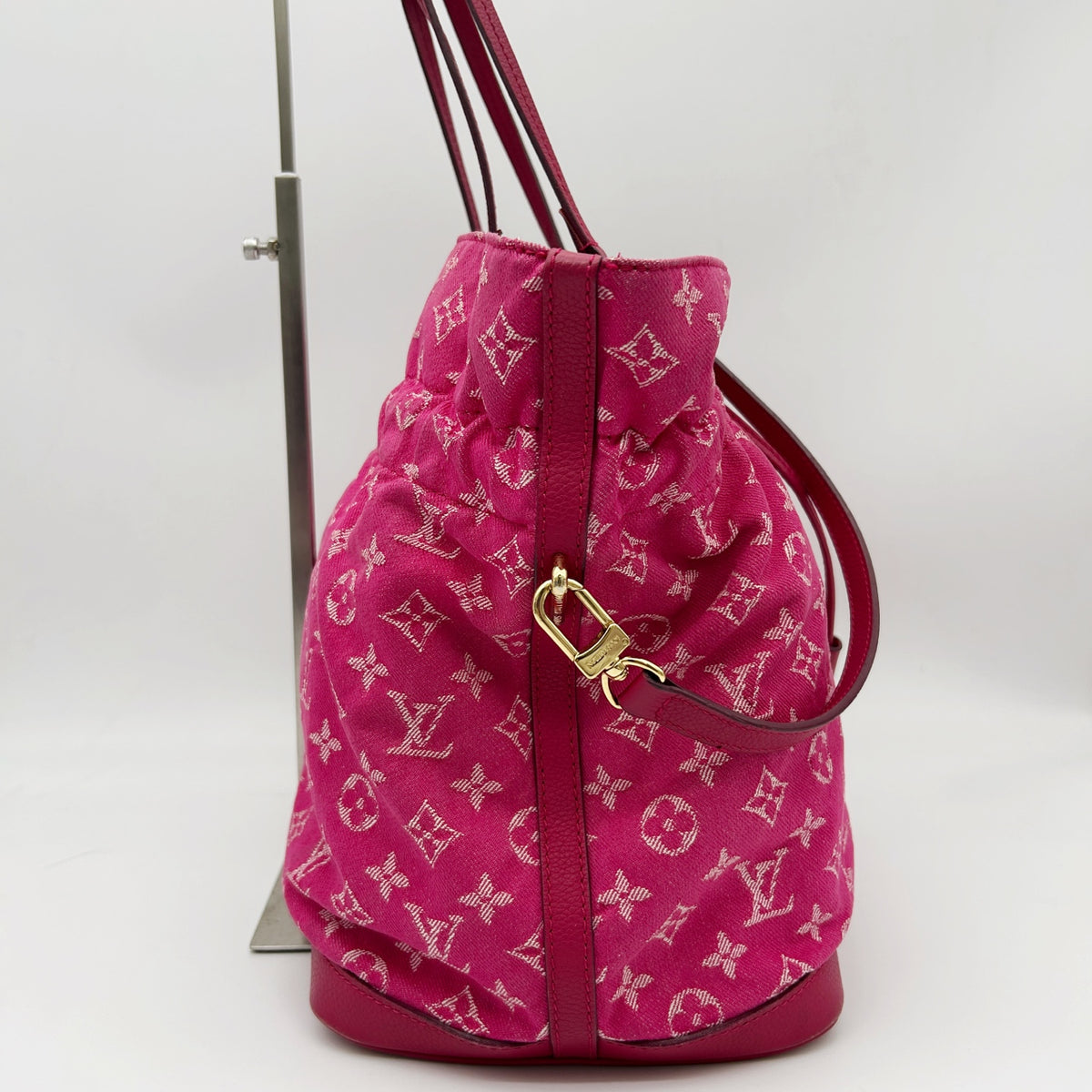 Louis Vuitton Rose Indian Monogram Denim Noefull Bag [Used]