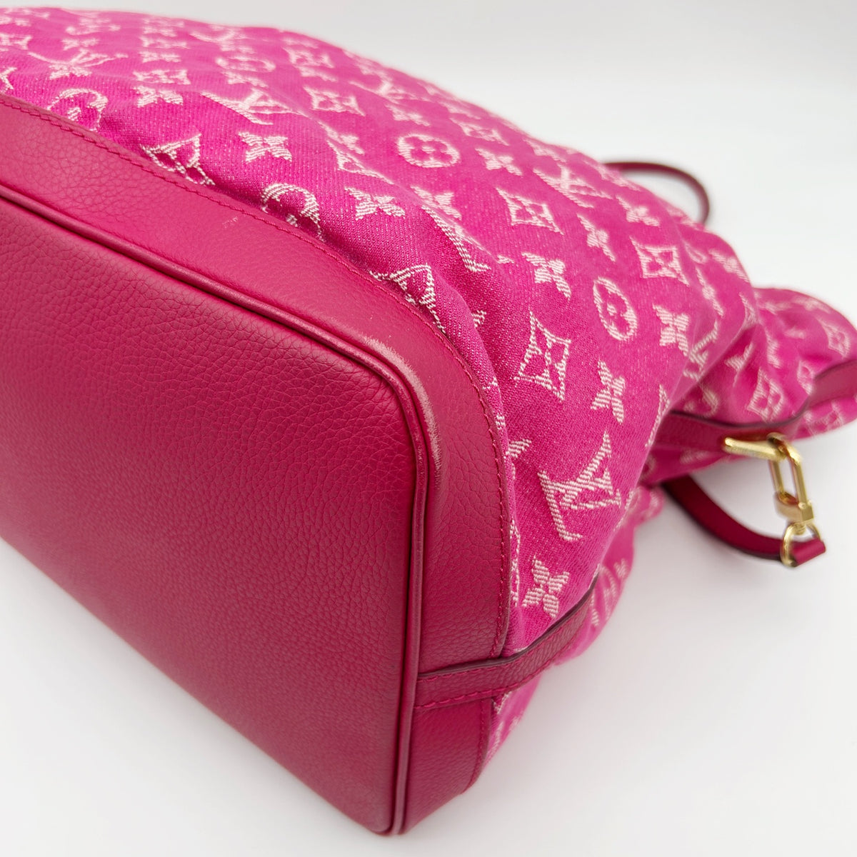 Louis Vuitton Rose Indian Monogram Denim Noefull Bag [Used]
