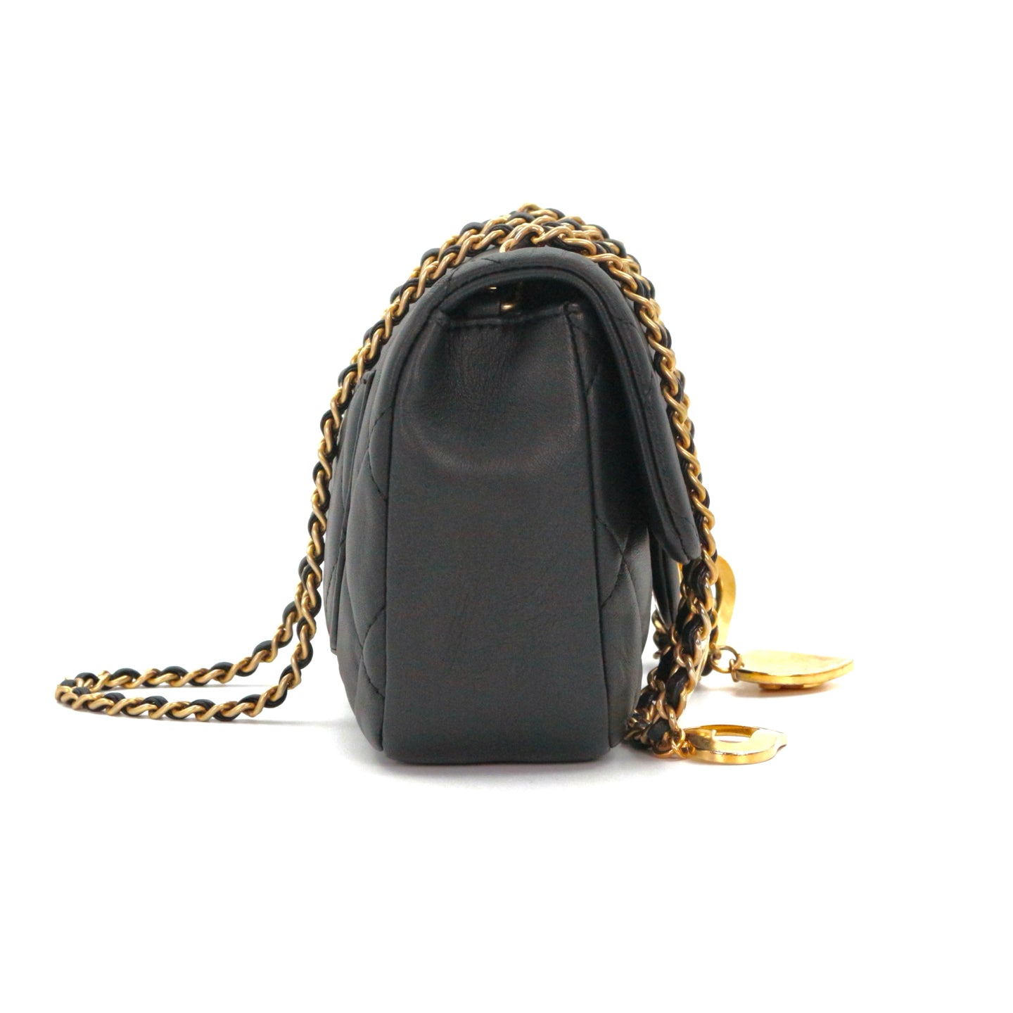 CHANEL 22B Black Lambskin Heart Charm Chain Flap Bag [Used]