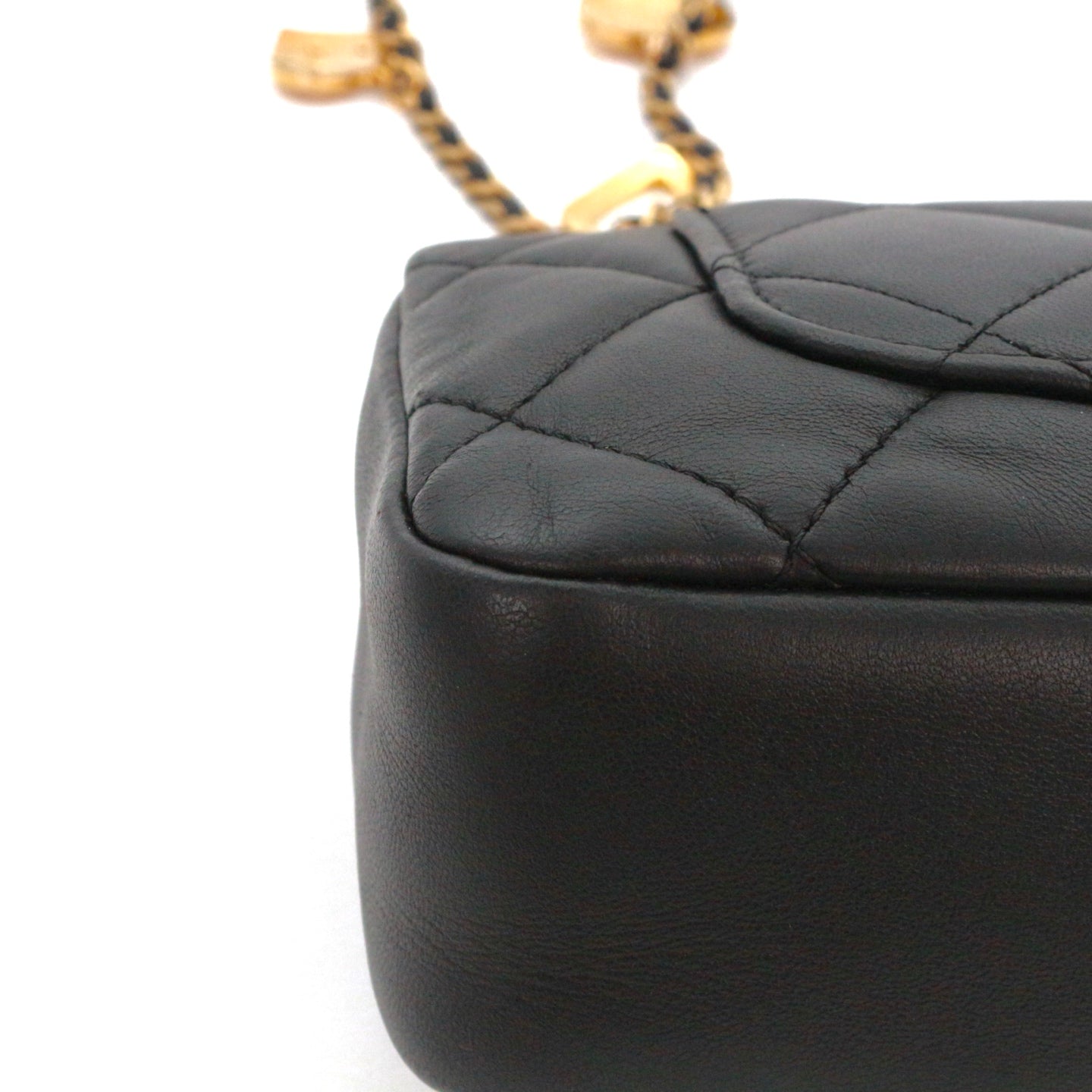 CHANEL 22B Black Lambskin Heart Charm Chain Flap Bag [Used]